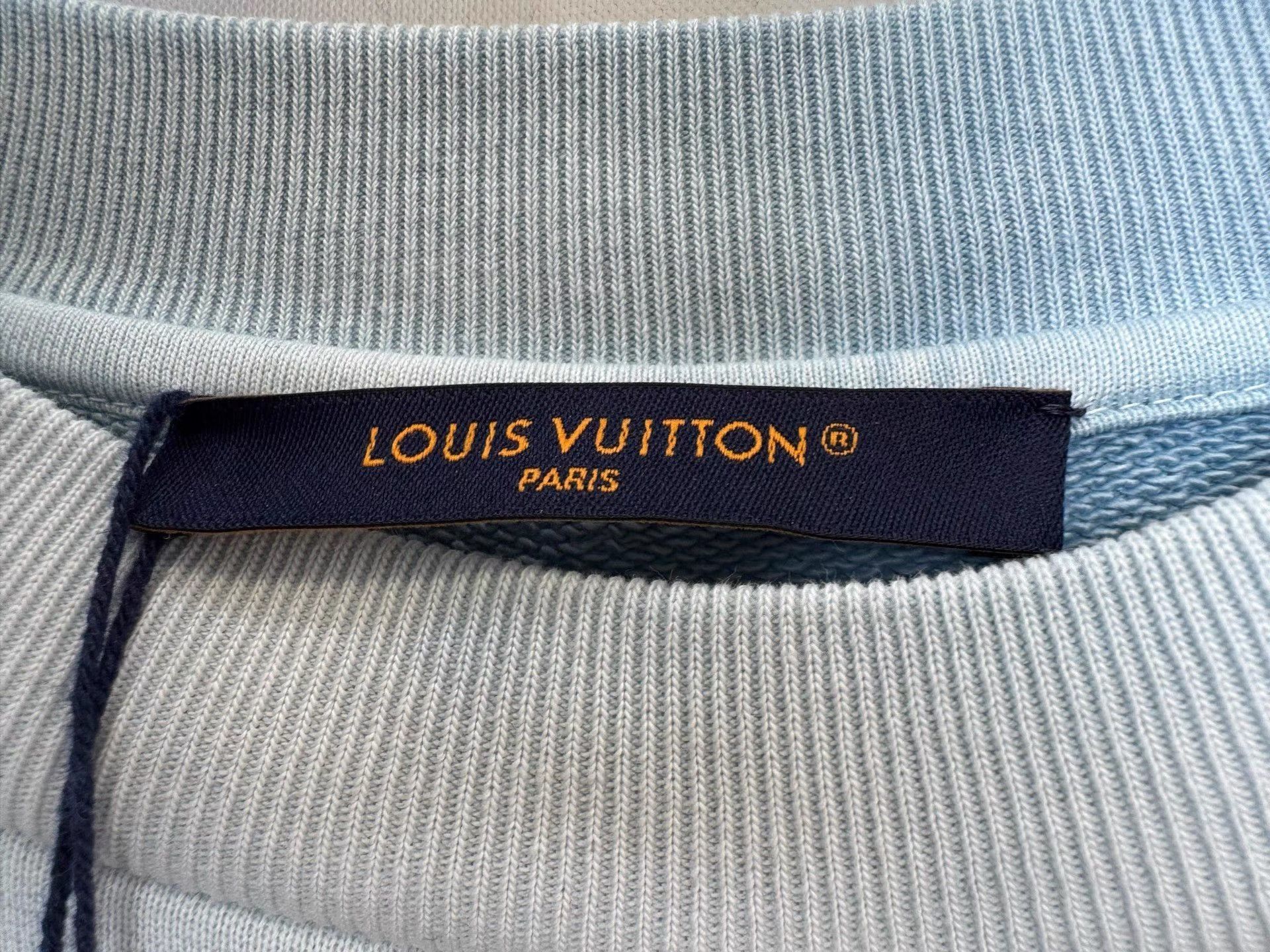 Louis Vuitton Sky Tie-Dye Crew Neck Sweatshirt Size US M / EU 48-50 / 2 - 3 Thumbnail