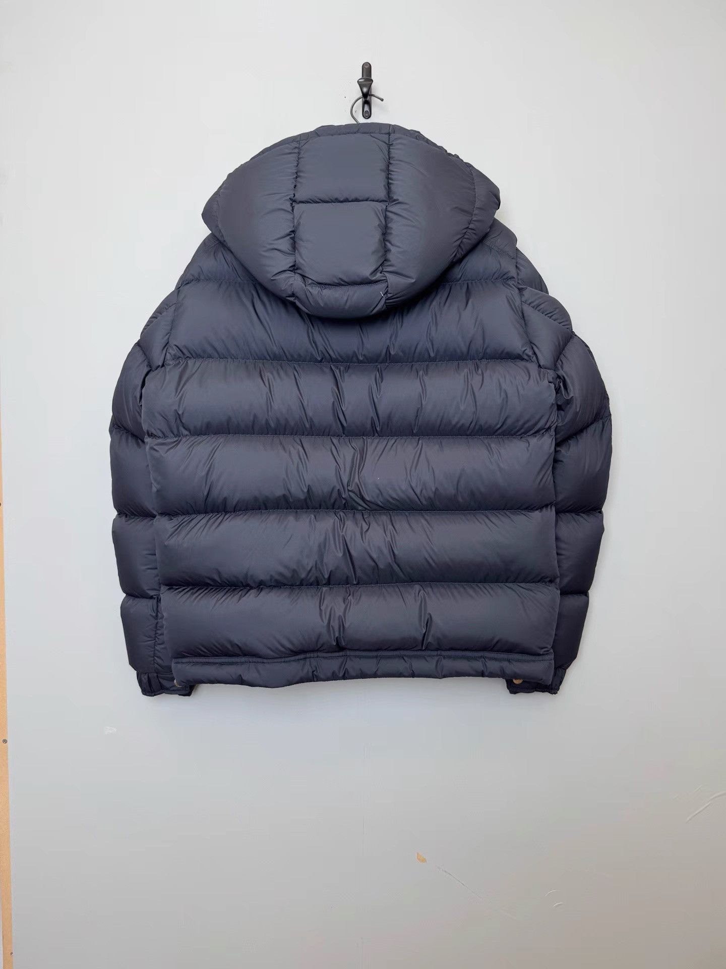 Moncler Black Down Jacket in Excellent Condition Size US XL / EU 56 / 4 - 2 Thumbnail