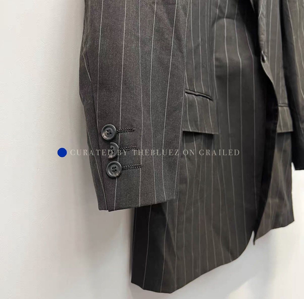 Valentino Elegant Black Striped Blazer Size US M / EU 48-50 / 2 - 5 Thumbnail