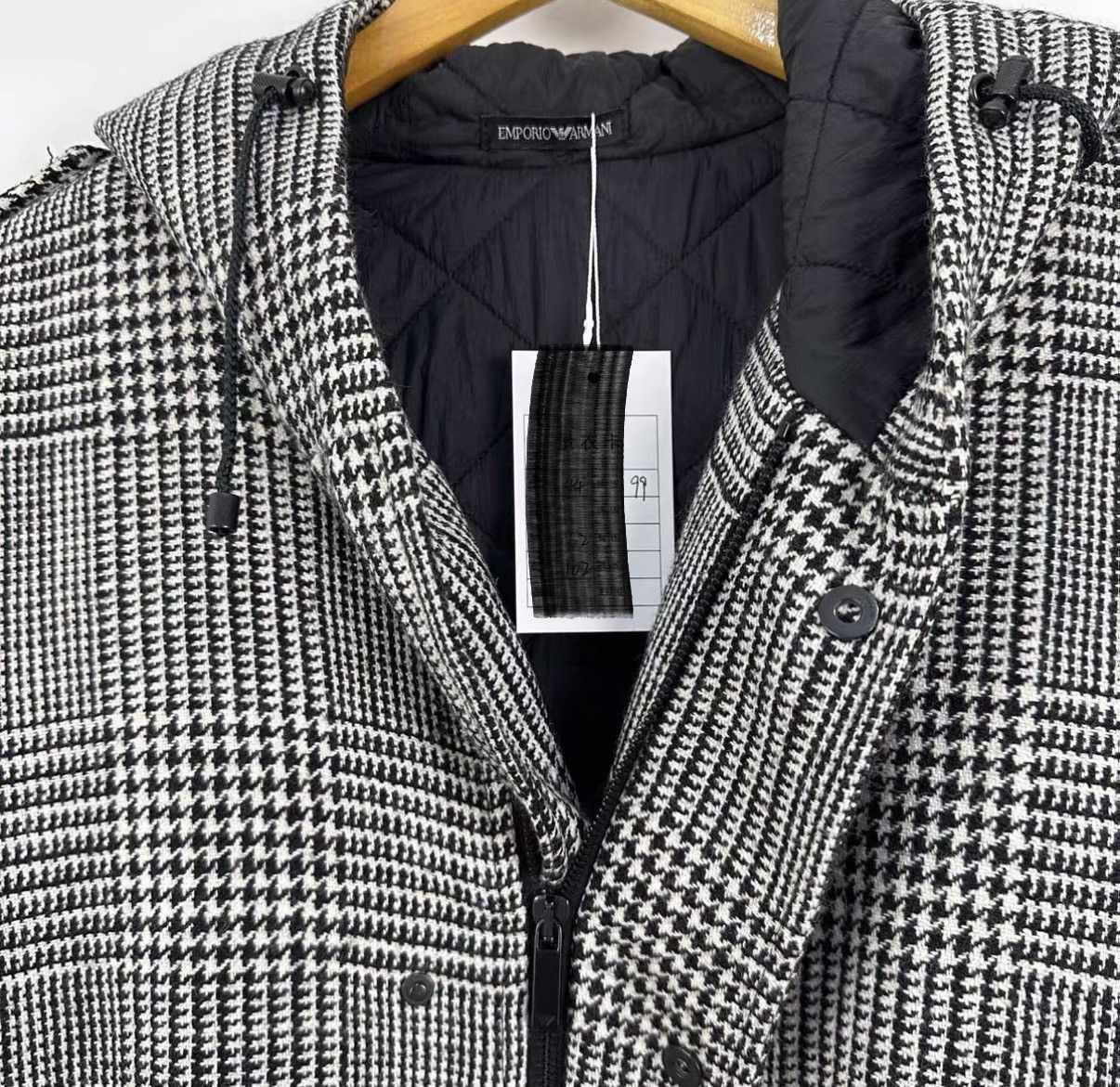 Emporio Armani Houndstooth Wool Coat in Gray Size US S / EU 44-46 / 1 - 5 Thumbnail