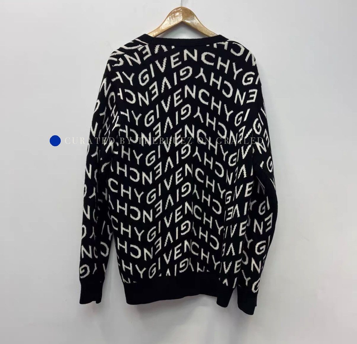 Givenchy All-Over Logo Black Wool Cardigan Size US XL / EU 56 / 4 - 2 Thumbnail