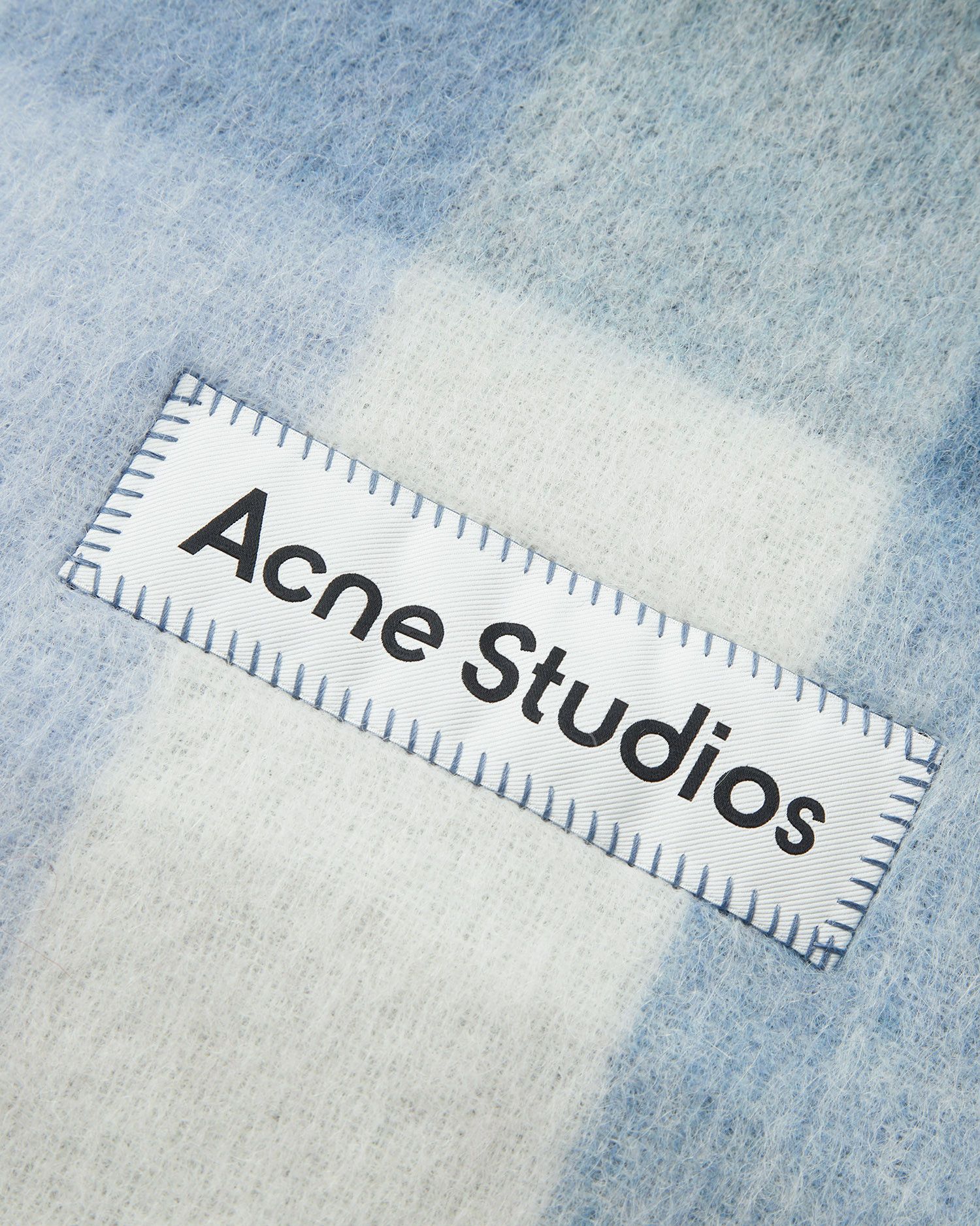 Acne Studios Acne Studios Plaid Fringe Scarf Size ONE SIZE - 4 Thumbnail