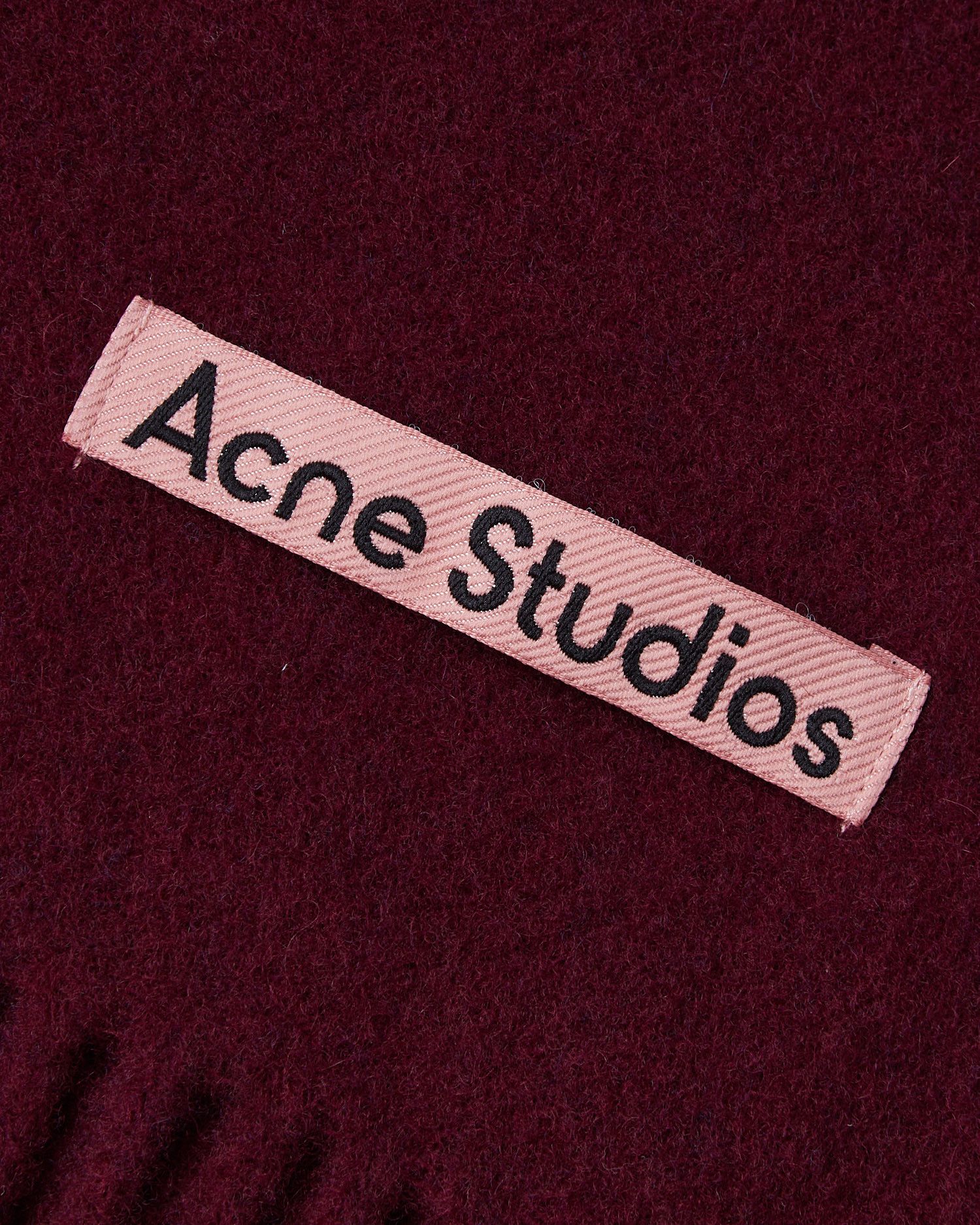 Acne Studios Acne Studios Logo Stitched Detail Scarf Size ONE SIZE - 3 Thumbnail