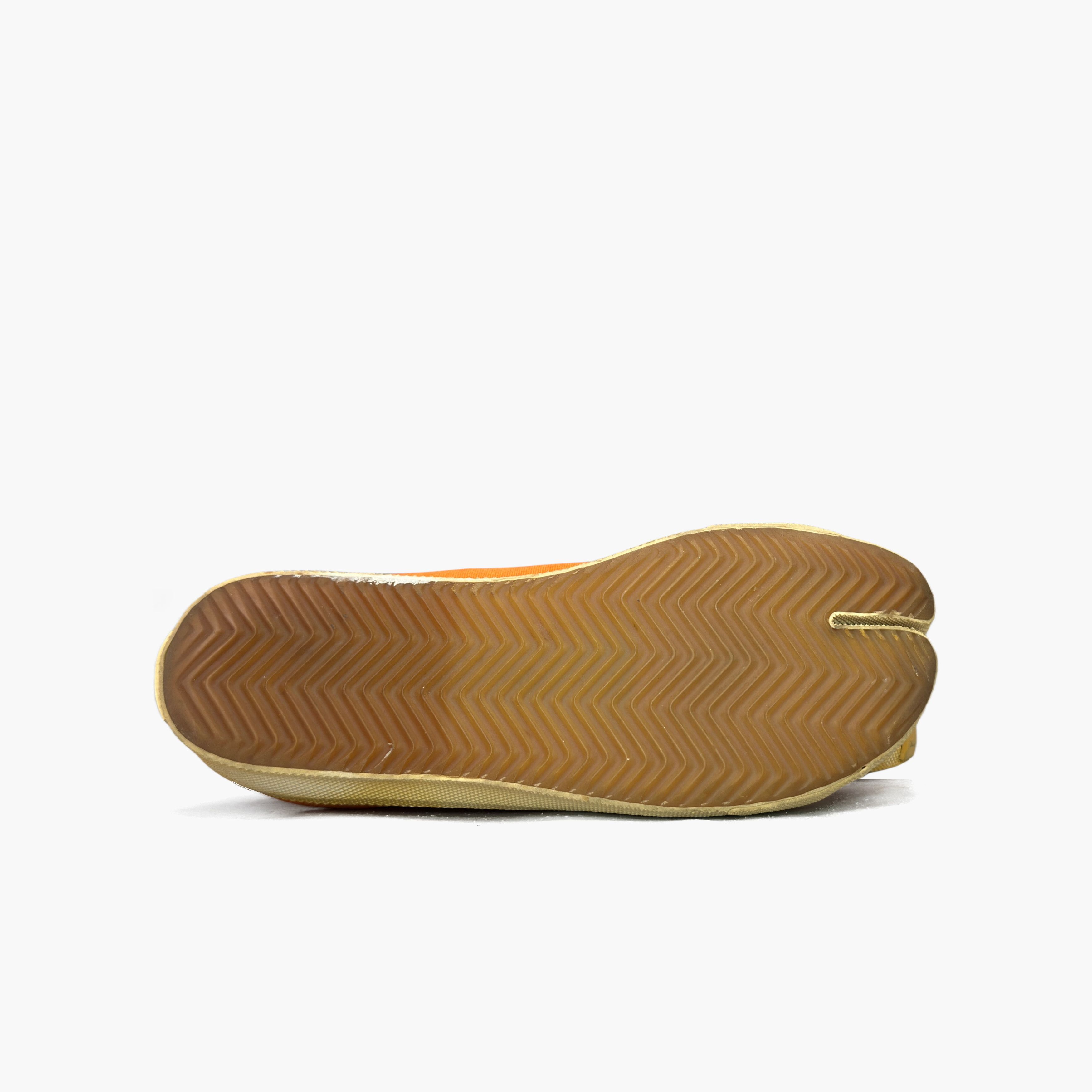 Maison Margiela Maison Margiela Tabi Low-Top Canvas Sneakers Orange Size 37 Size US 7 / IT 37 - 7 Thumbnail