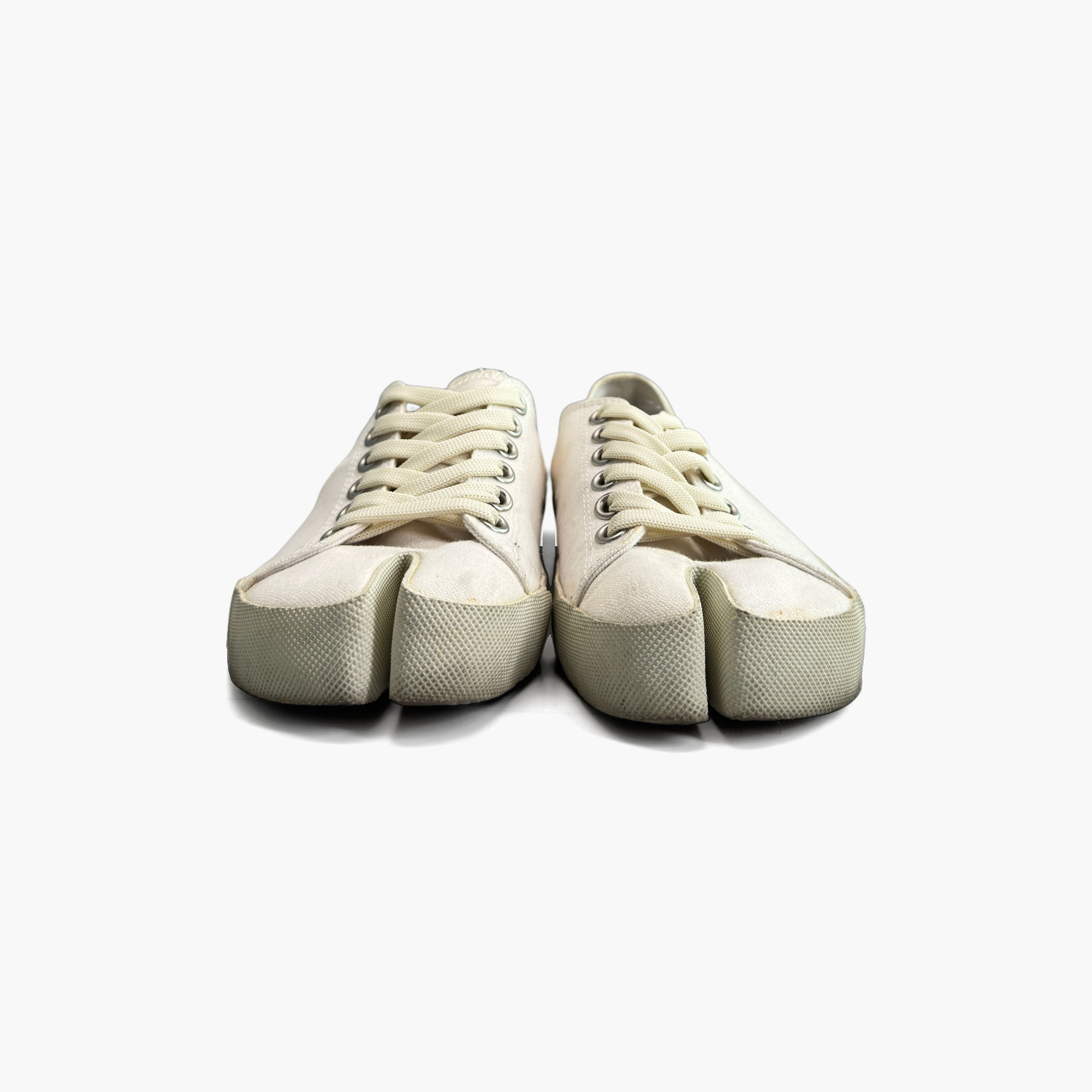 Maison Margiela Maison Margiela Tabi Canvas Low-Top Sneakers Size 37 Size US 7 / IT 37 - 5 Thumbnail