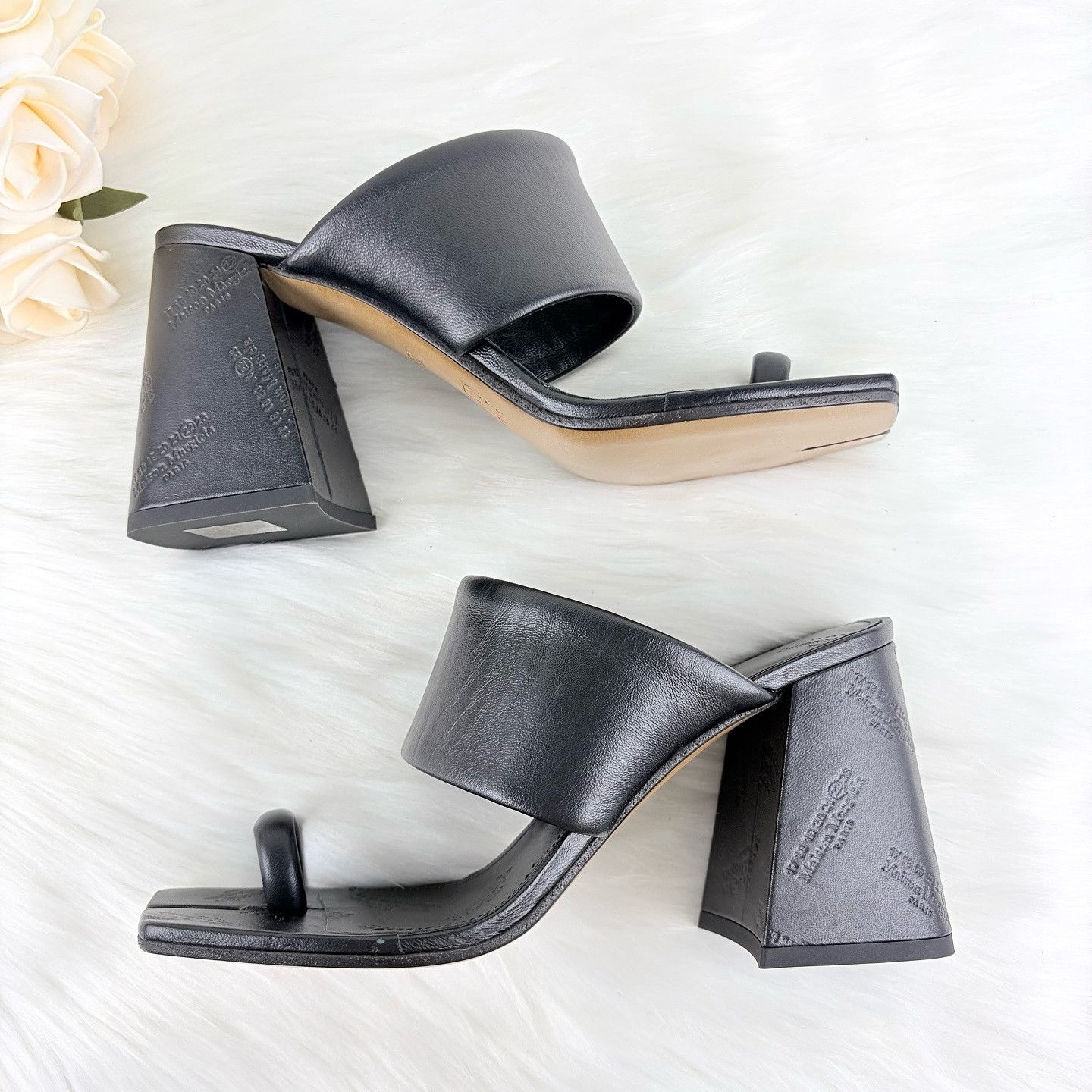 Maison Margiela Maison Margiela Tabi Leather Sandals Size 38 Size US 8 / IT 38 - 8 Thumbnail