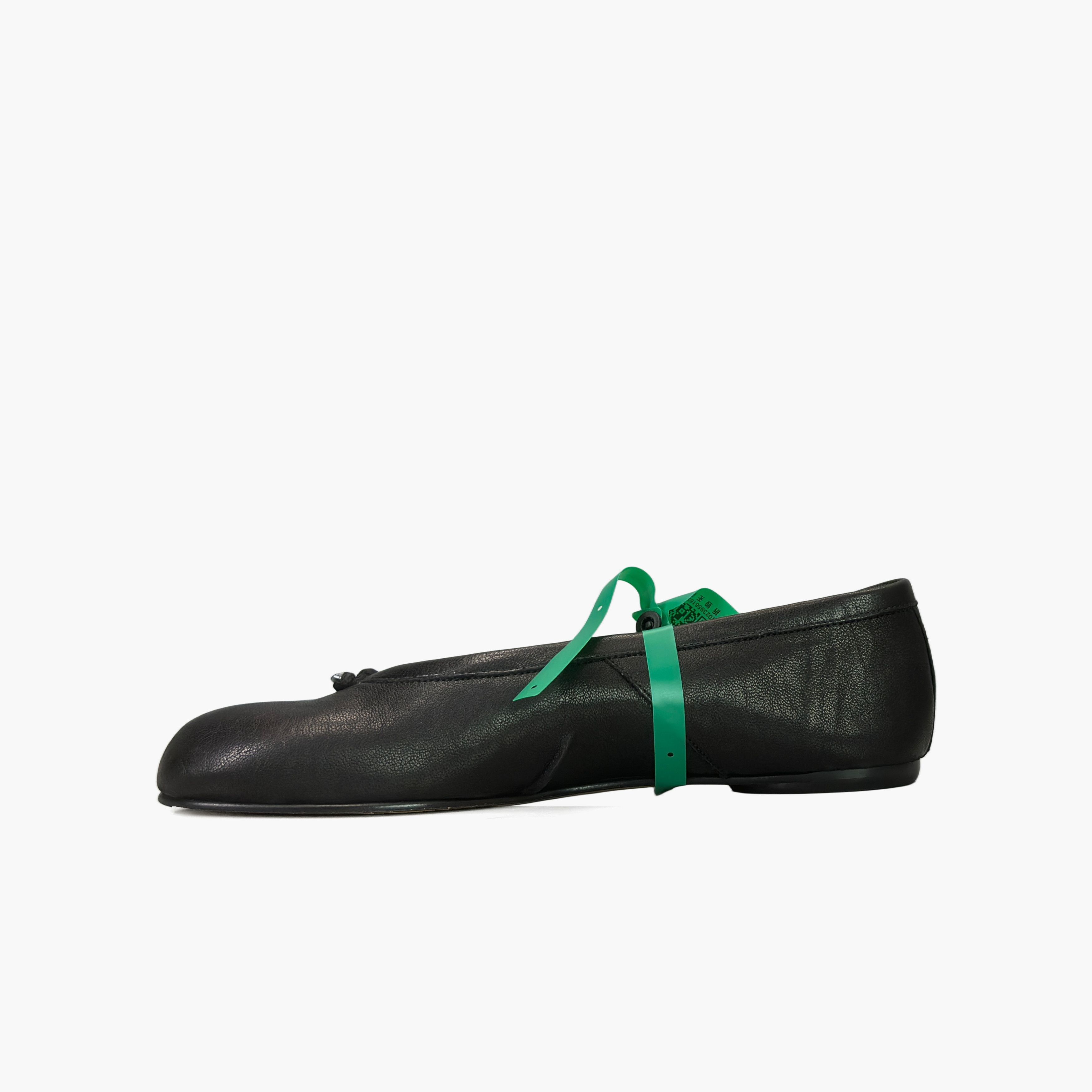 Maison Margiela Maison Margiela Black Tabi Leather Ballet Flats Size 37 Size US 7 / IT 37 - 3 Thumbnail