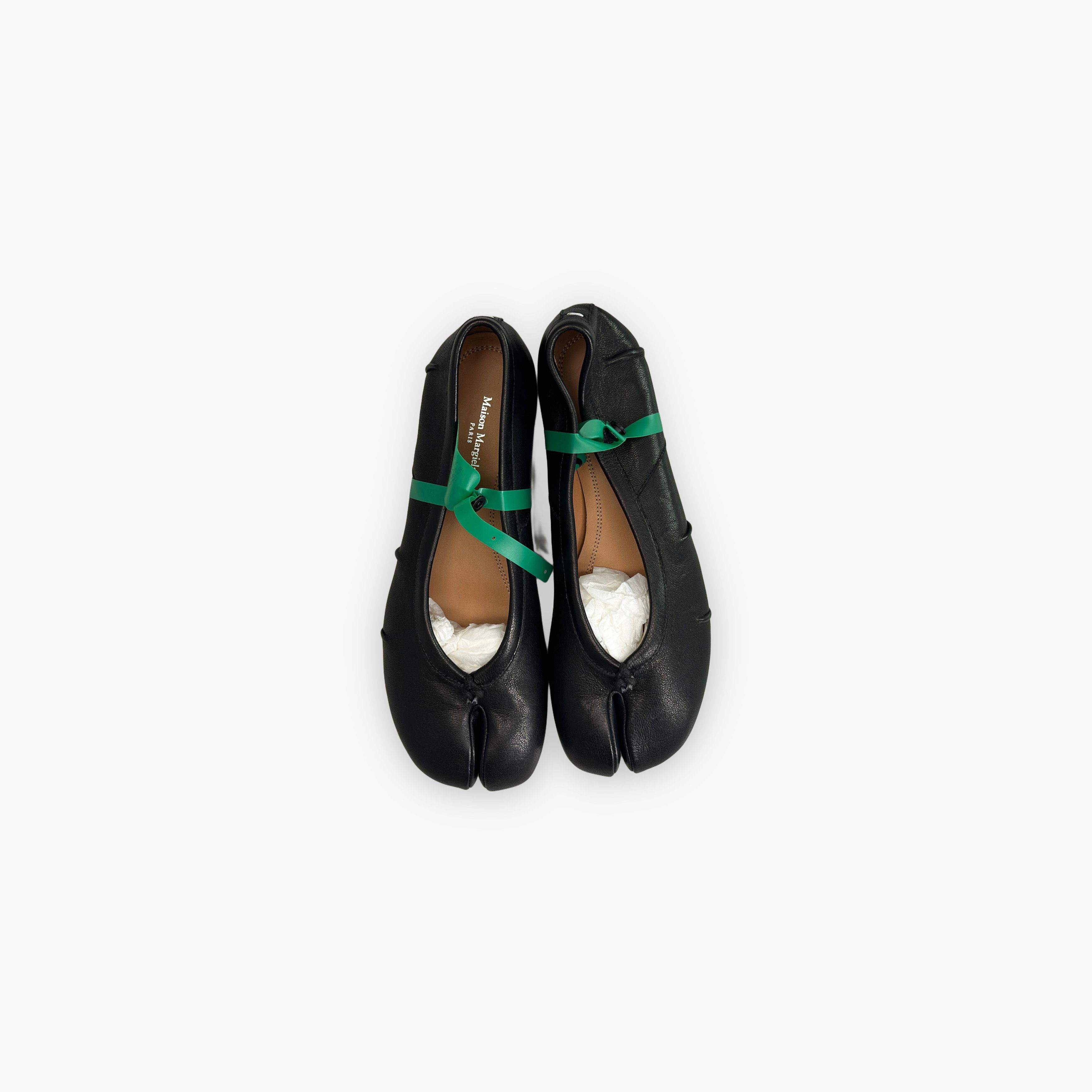 Maison Margiela Maison Margiela Black Tabi Leather Ballet Flats Size 37 Size US 7 / IT 37 - 9 Thumbnail