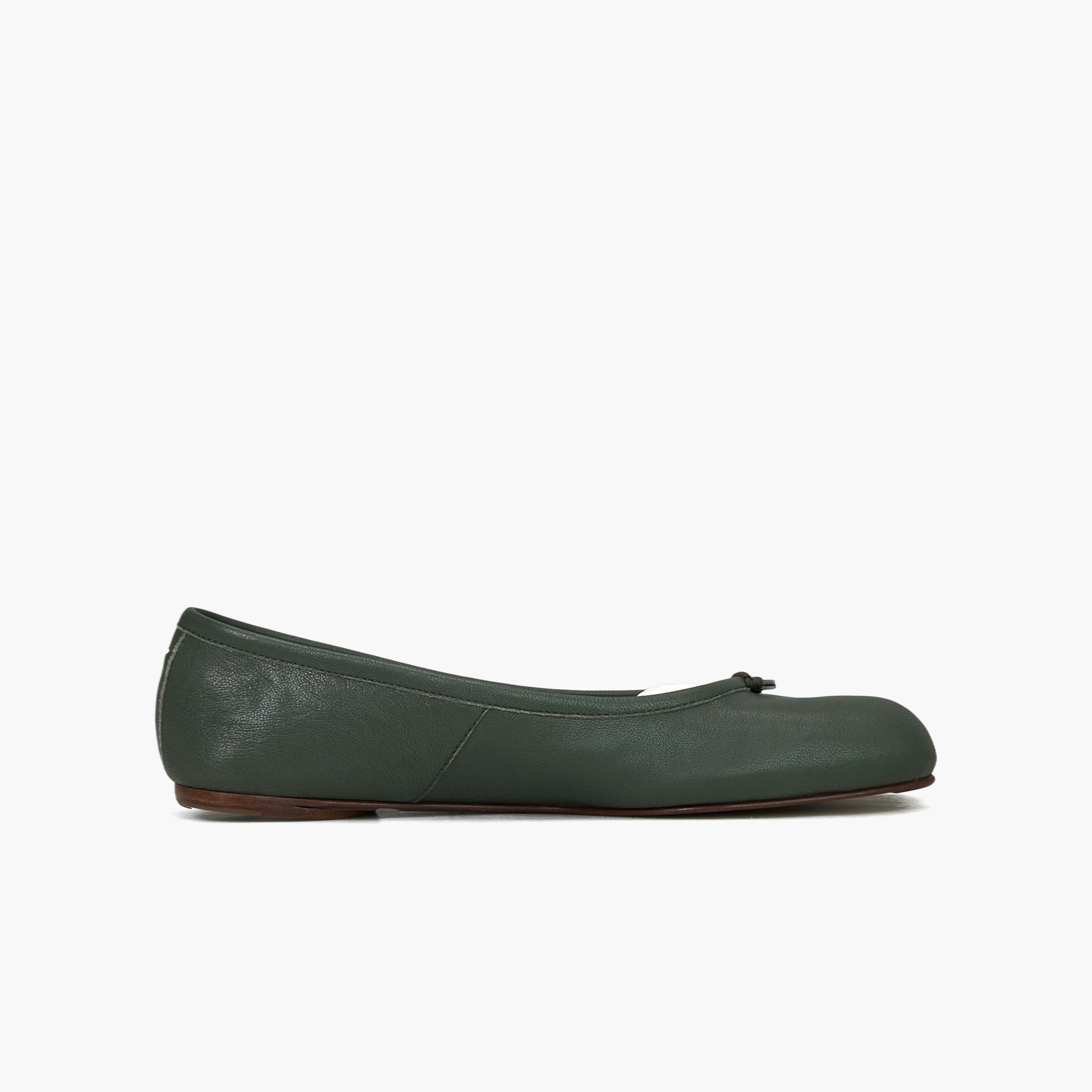 Maison Margiela Maison Margiela Green Tabi Flats Size 37 Size US 7 / IT 37 - 2 Thumbnail