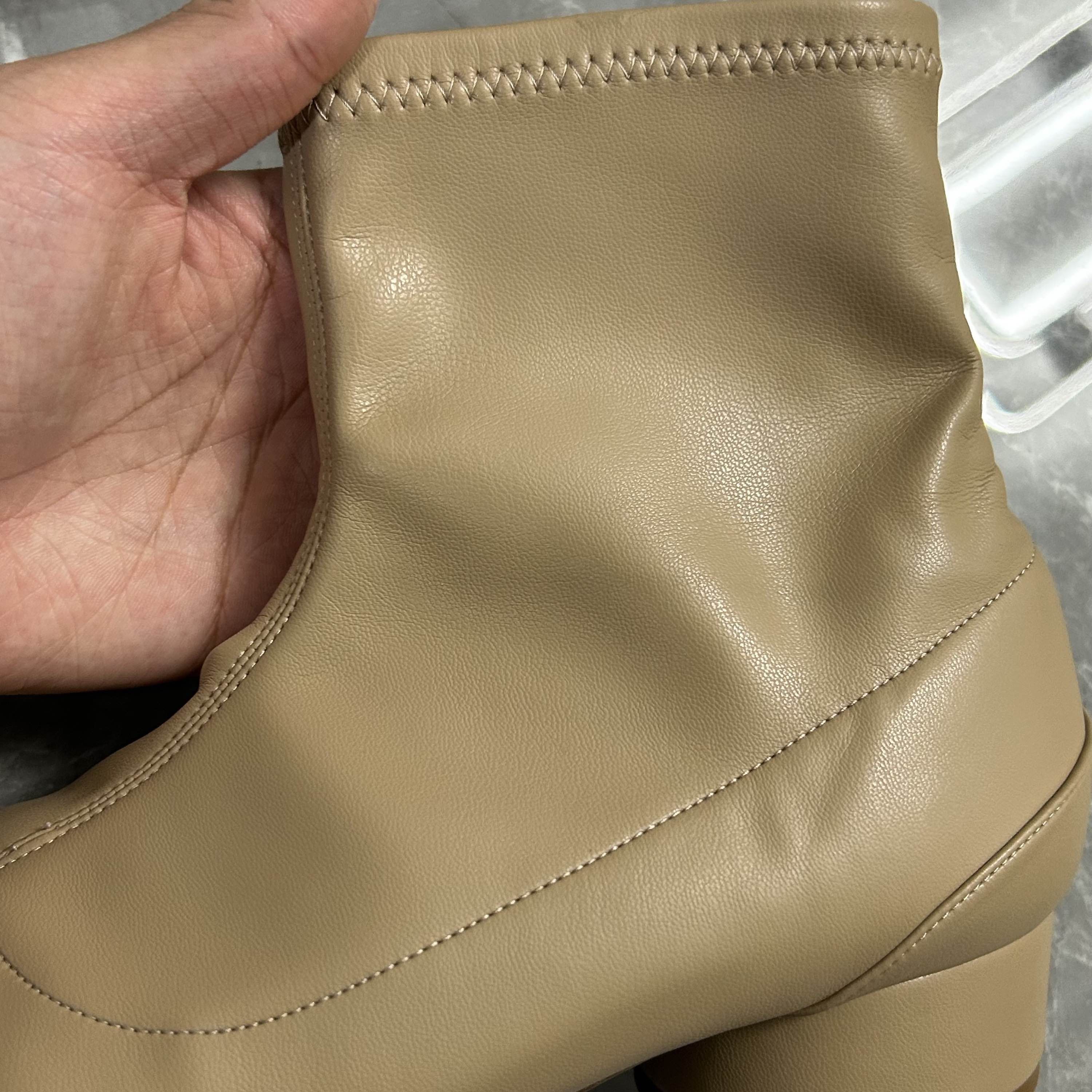 Maison Margiela Maison Margiela Nude Tabi Boots Size 41 Size US 11 / IT 41 - 7 Thumbnail