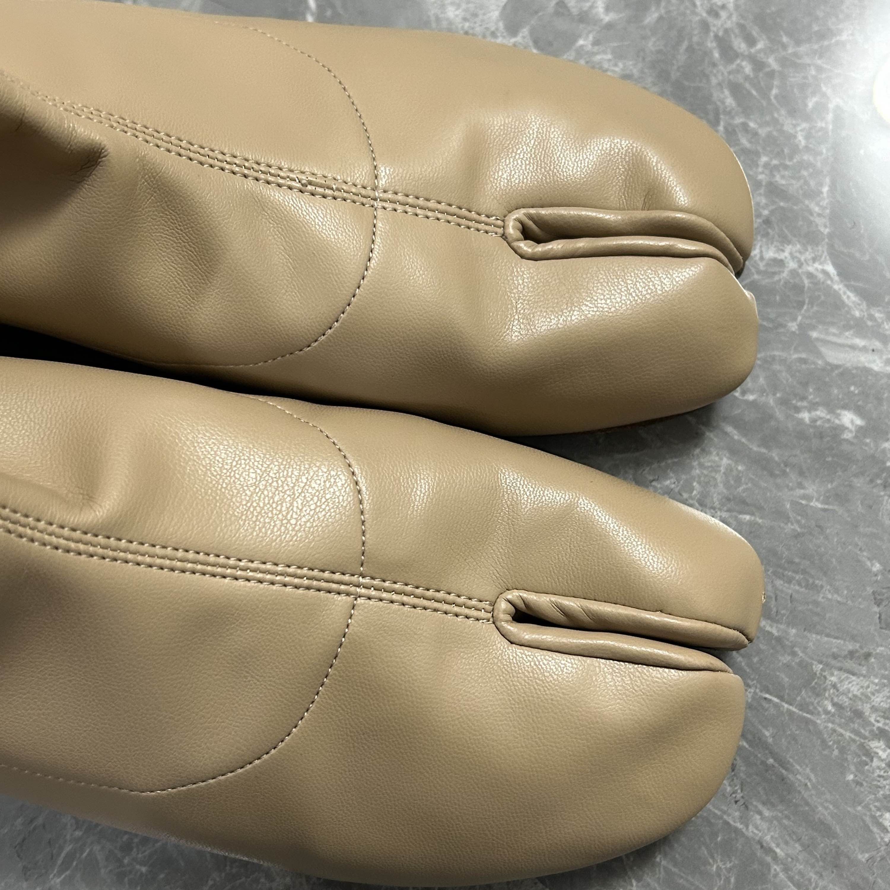 Maison Margiela Maison Margiela Nude Tabi Boots Size 41 Size US 11 / IT 41 - 8 Thumbnail