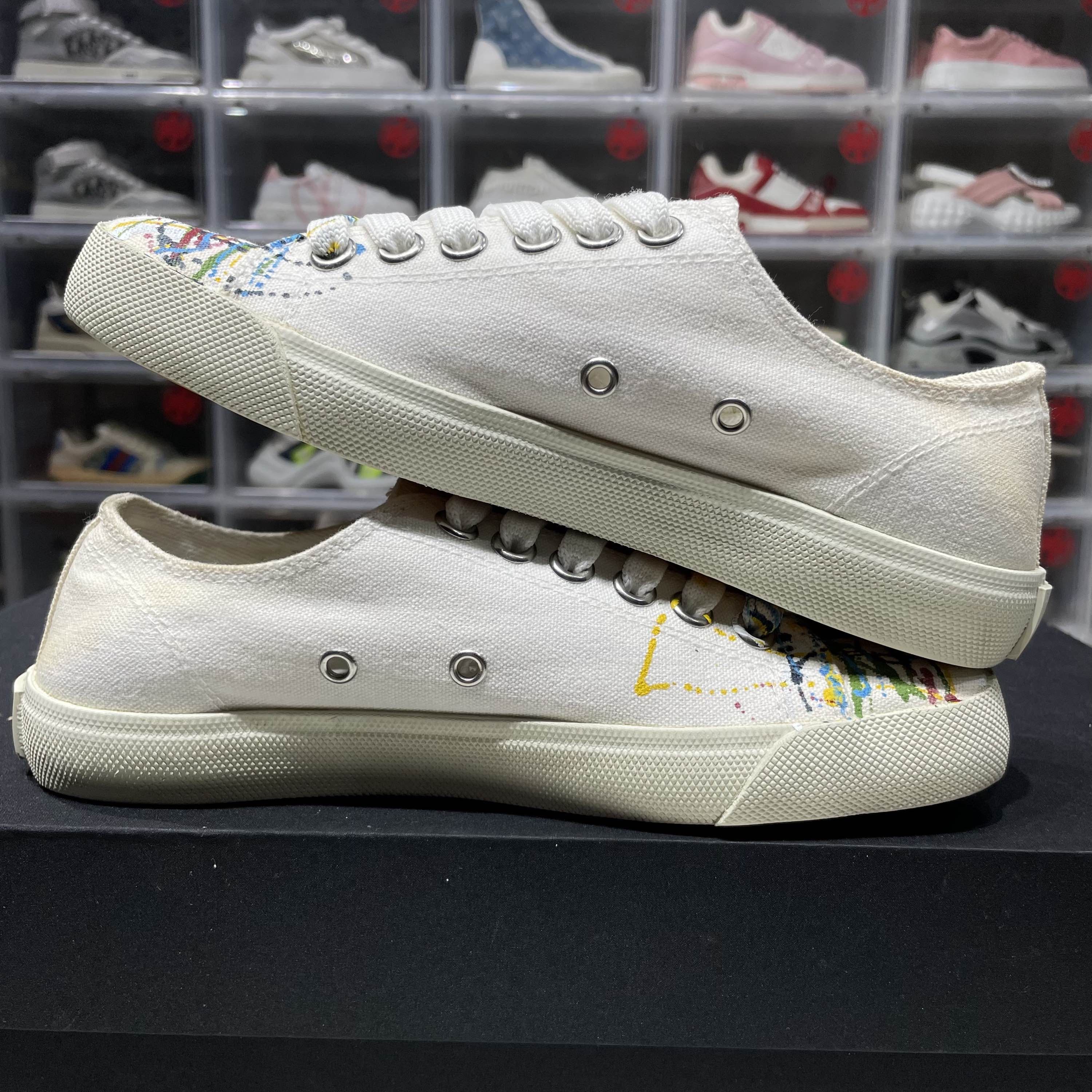 Maison Margiela Maison Margiela Paint Splatter Tabi Sneakers Size 35.5 Size US 5.5 / IT 35.5 - 9 Thumbnail