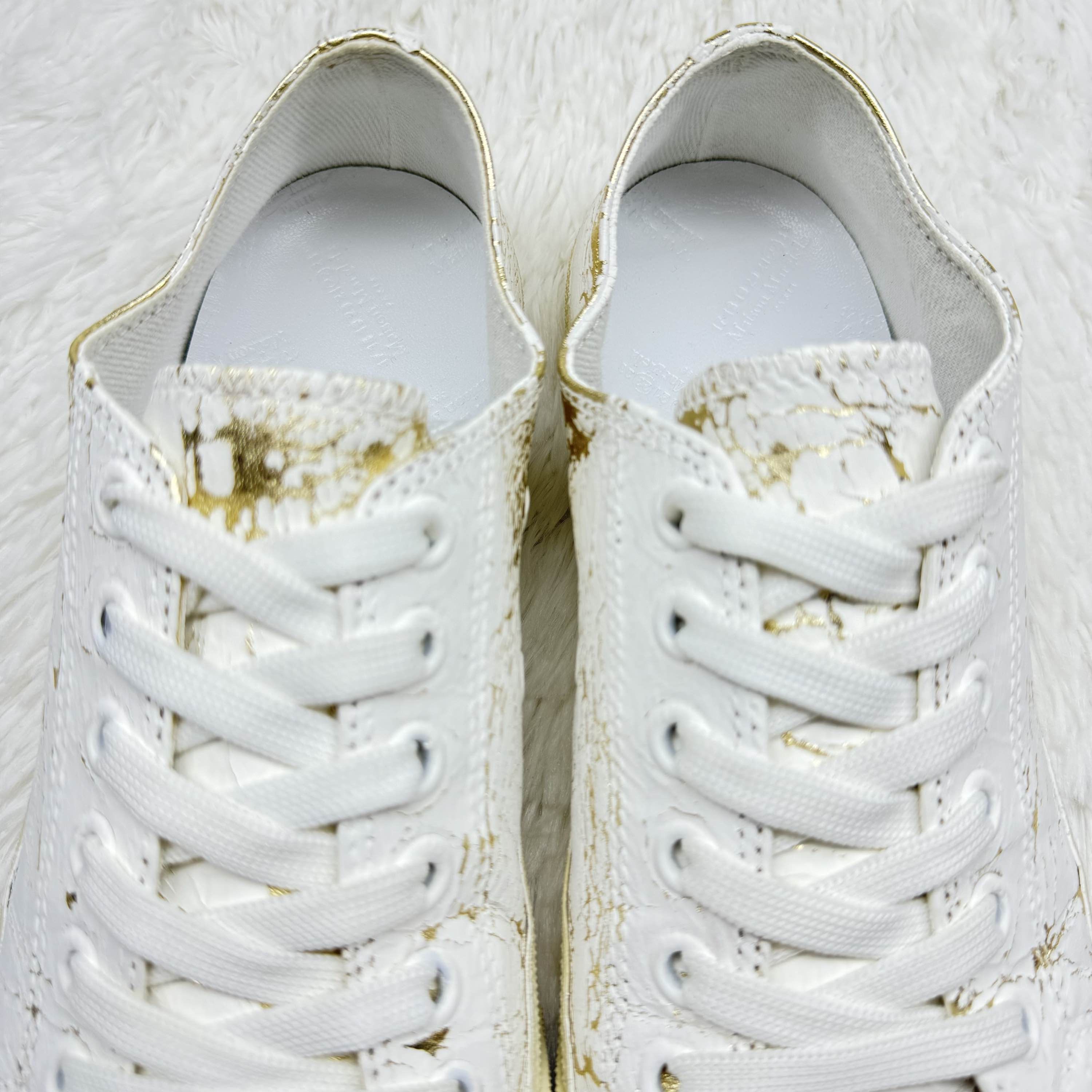 Maison Margiela Maison Margiela Gold Crack Tabi Sneakers Size 38 Size US 8 / IT 38 - 7 Thumbnail