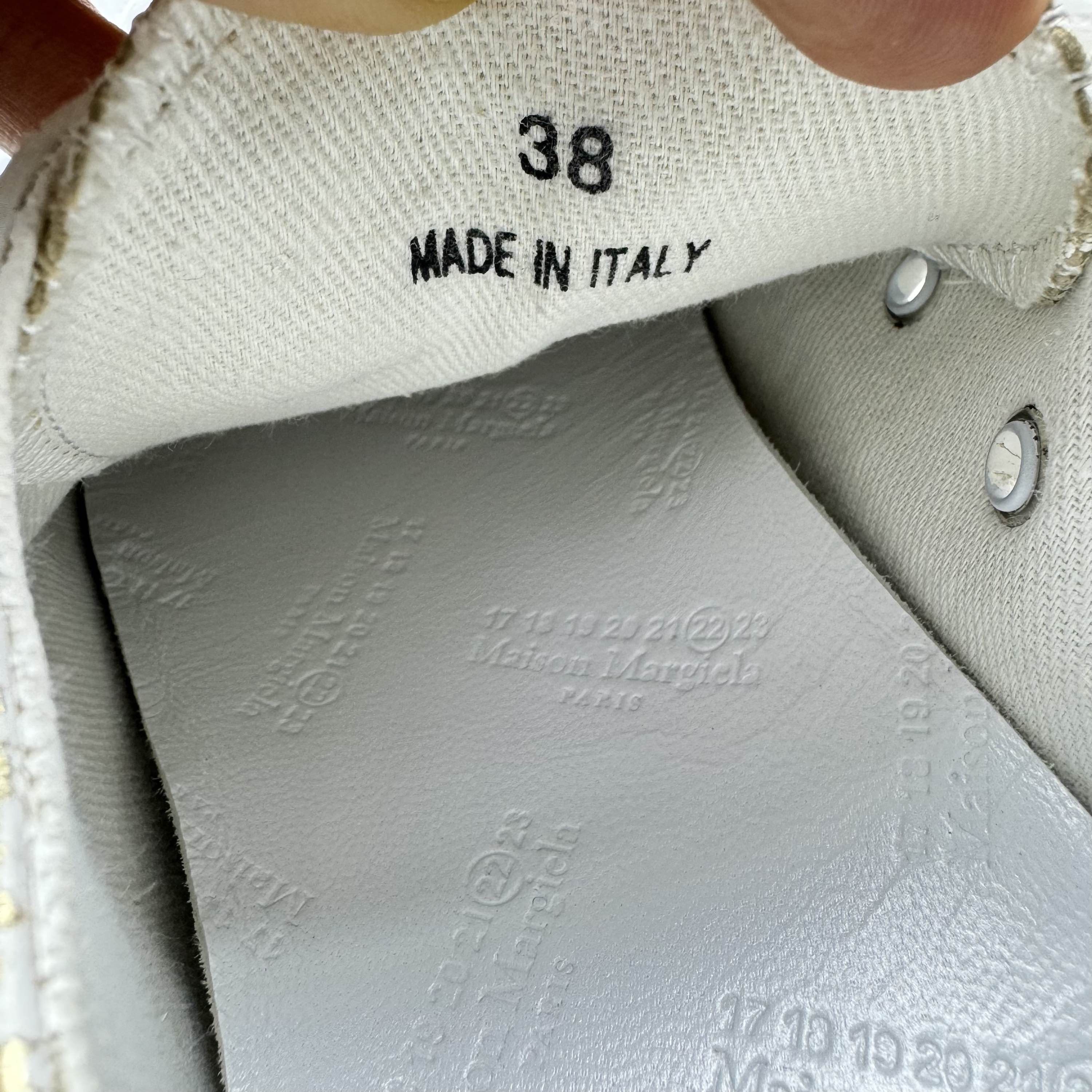 Maison Margiela Maison Margiela Gold Crack Tabi Sneakers Size 38 Size US 8 / IT 38 - 5 Thumbnail