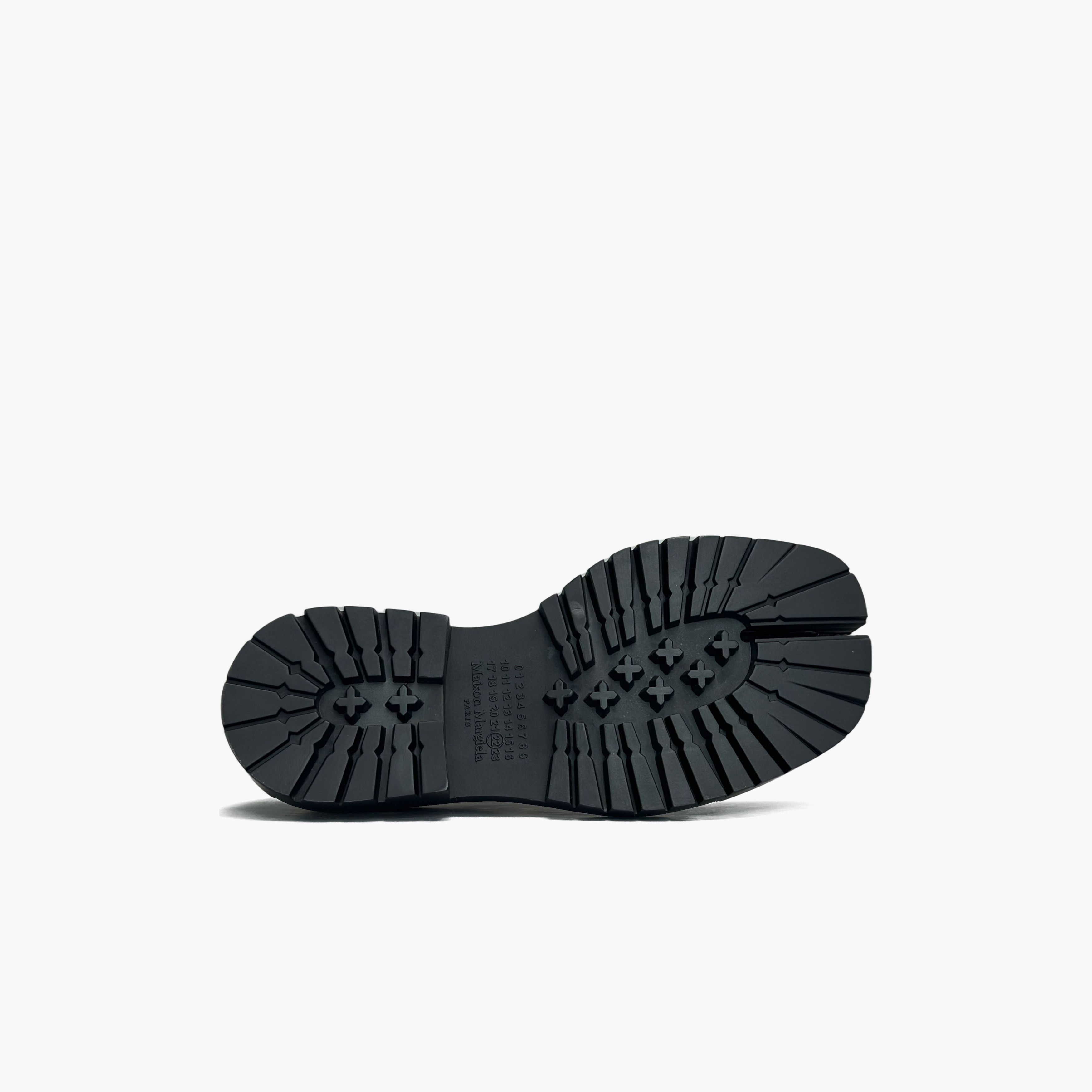 Maison Margiela Maison Margiela Black Tabi Lace-Up Shoes Size 35.5 Size US 5.5 / IT 35.5 - 7 Thumbnail