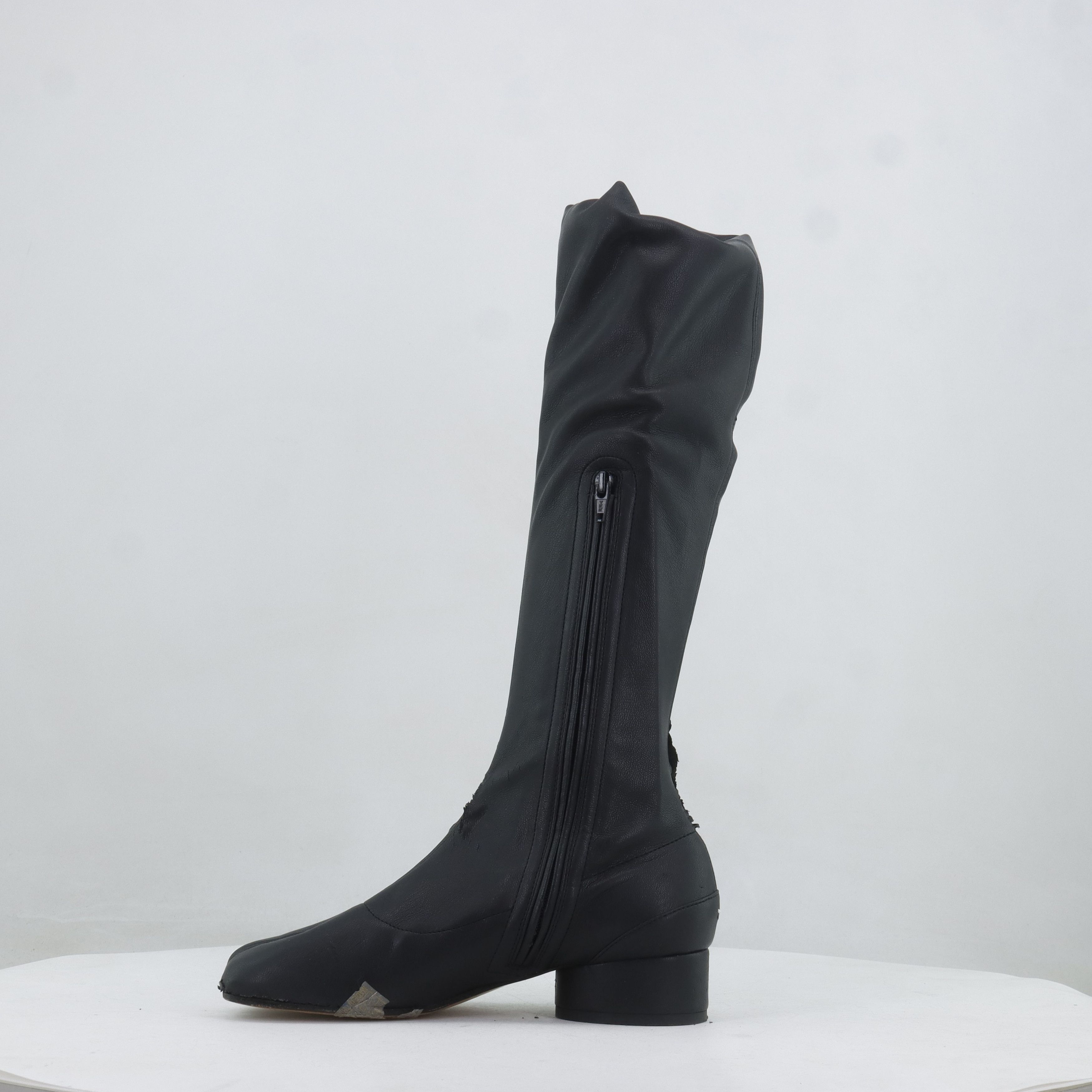 Maison Margiela Maison Margiela Tabi Boots Size 36 Size US 6 / IT 36 - 6 Thumbnail