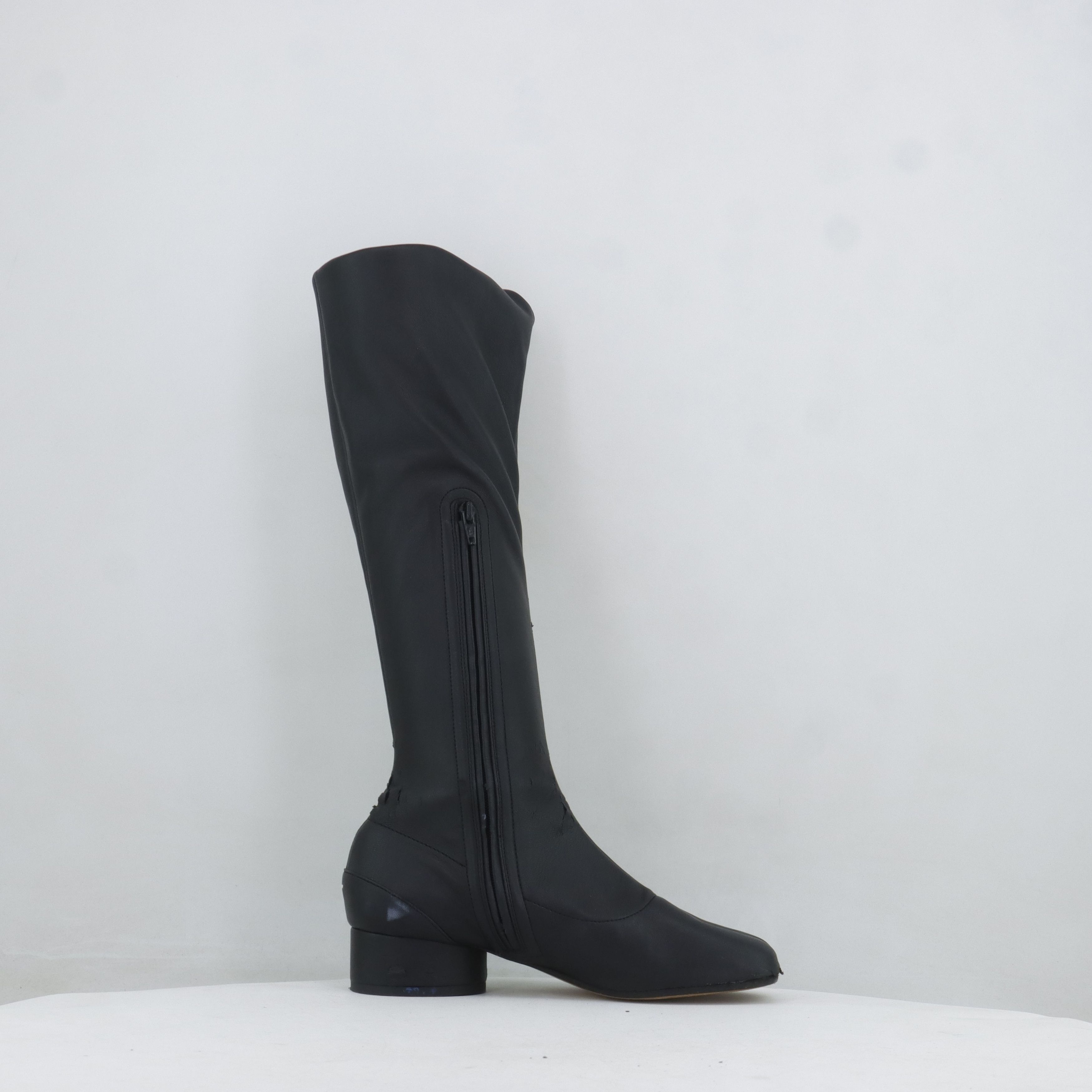 Maison Margiela Maison Margiela Tabi Boots Size 36 Size US 6 / IT 36 - 7 Thumbnail