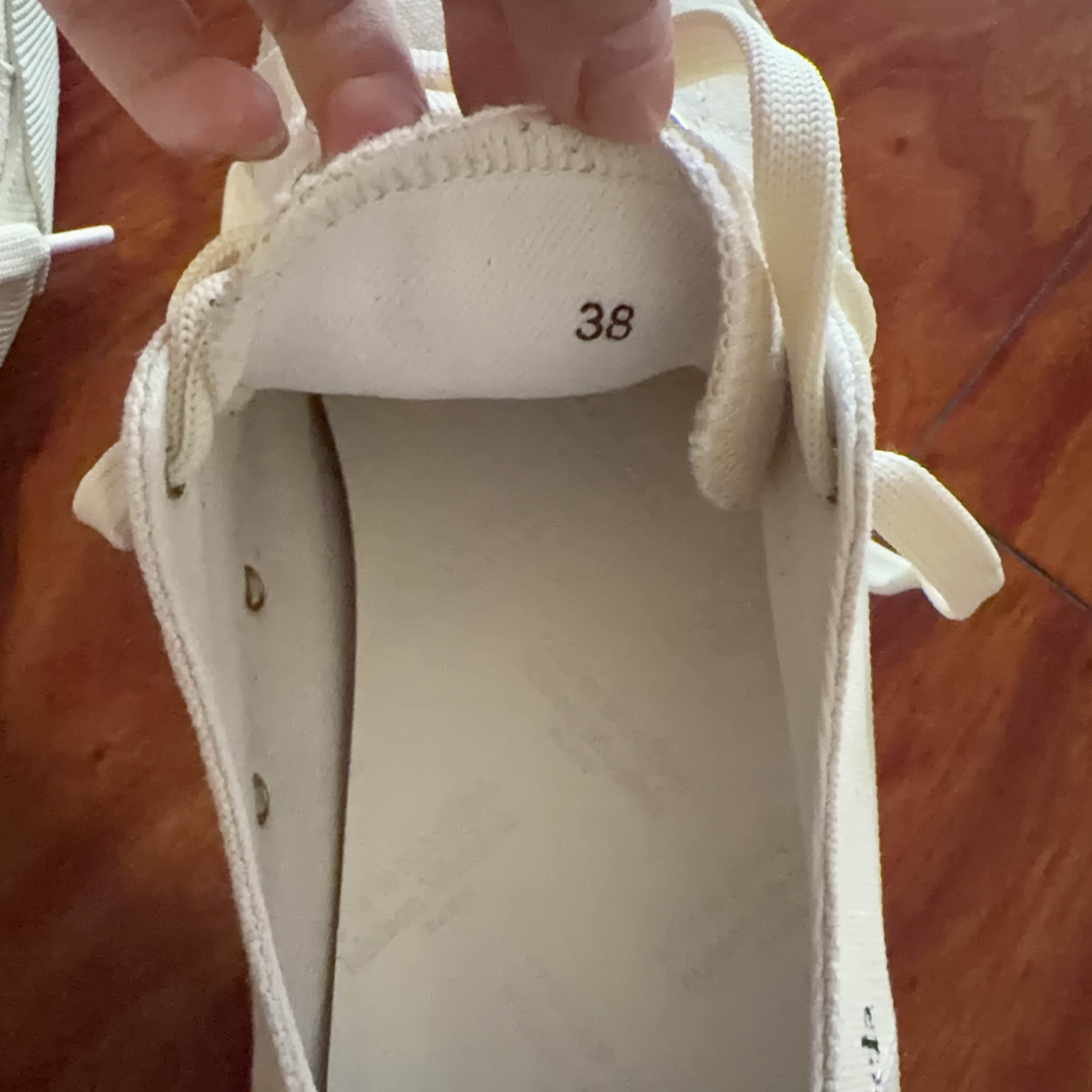 Maison Margiela Maison Margiela Tabi Canvas Low-Top Sneakers Size 38 Size US 8 / IT 38 - 5 Thumbnail