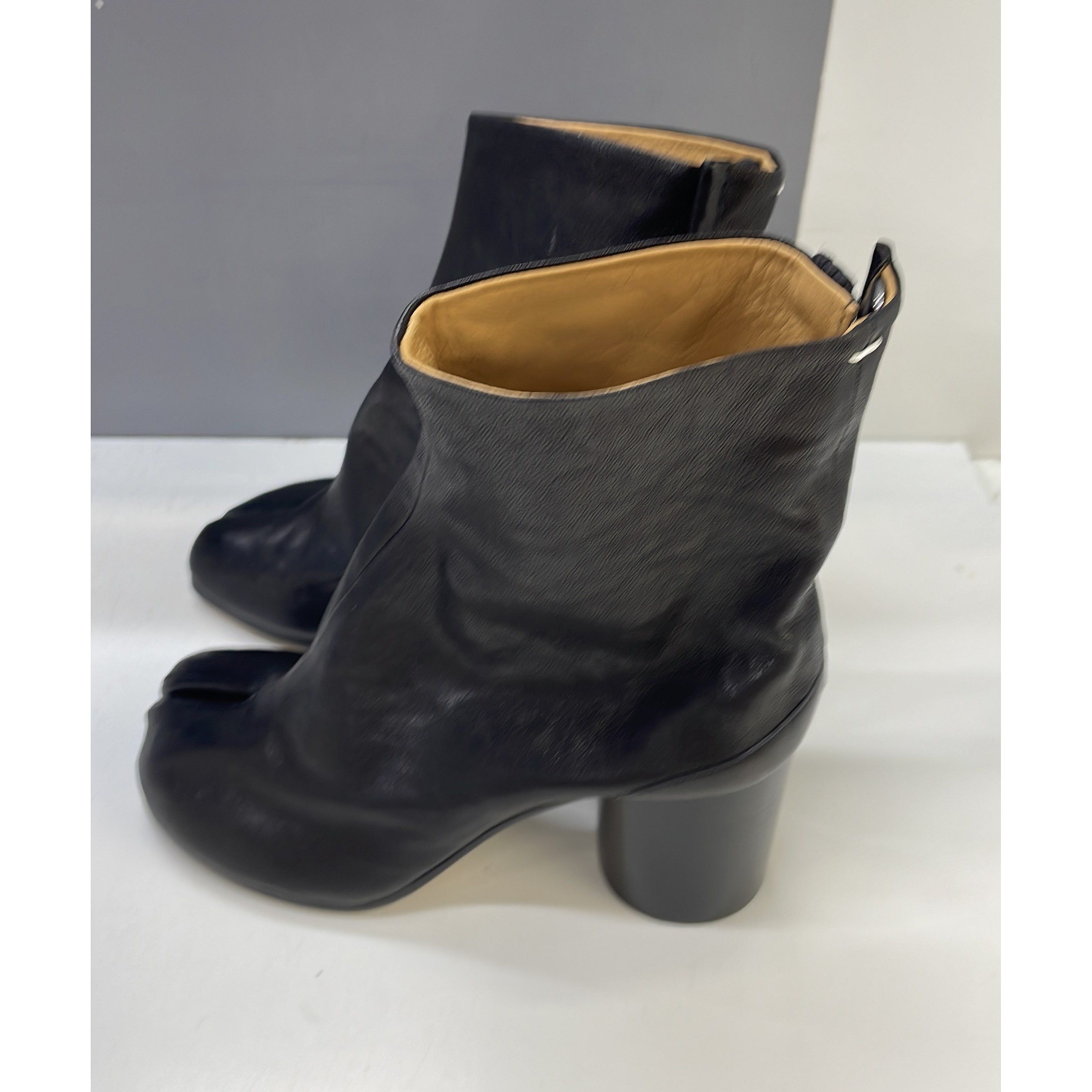 Maison Margiela Maison Margiela Tabi Leather Boots Size 37 Size US 7 / IT 37 - 10 Thumbnail