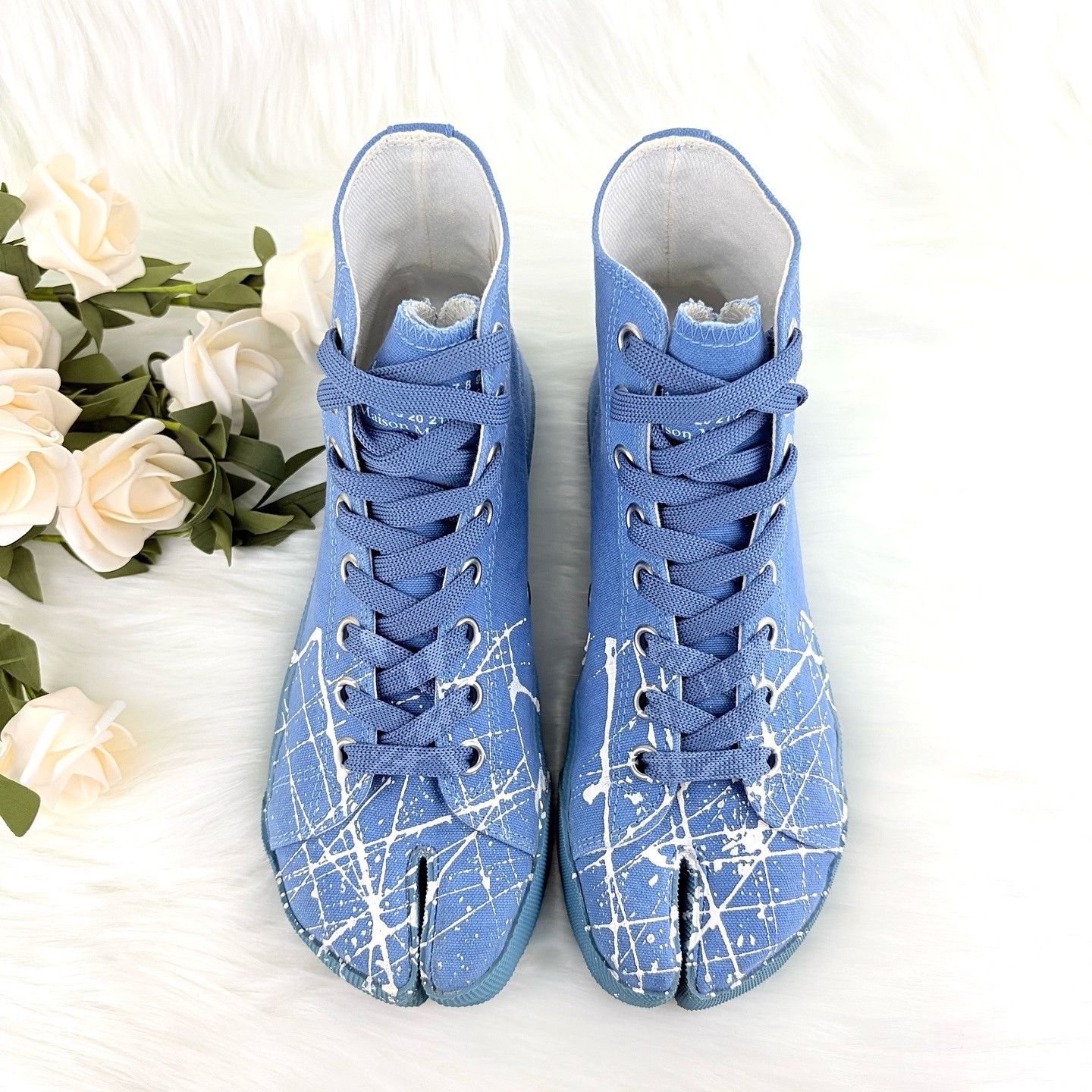 Maison Margiela Maison Margiela Tabi Paint Splatter Hi-Top Sneakers 36 Size US 6 / IT 36 - 2 Thumbnail