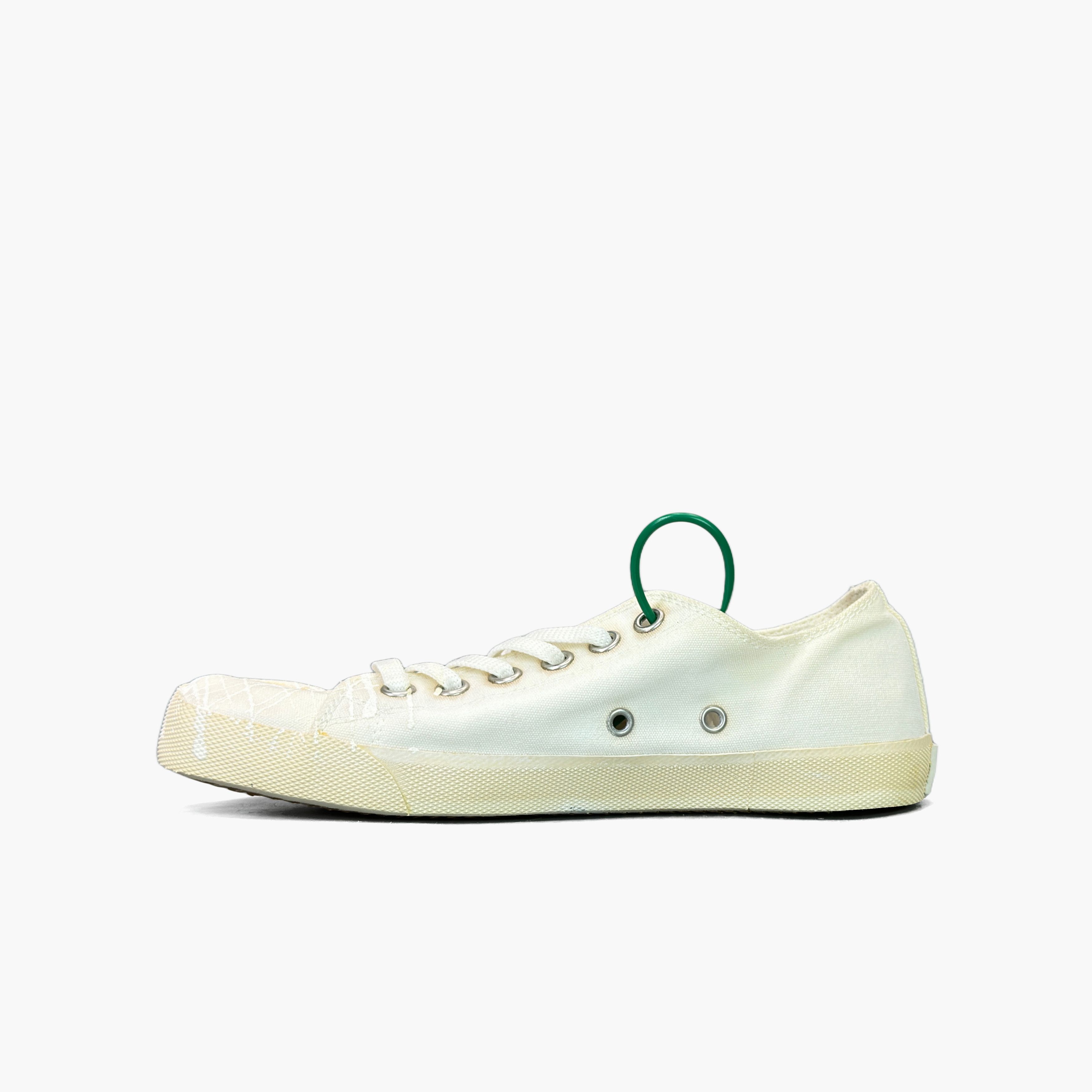 Maison Margiela Maison Margiela Paint Splatter Tabi Sneakers Size 38 Size US 8 / IT 38 - 3 Thumbnail