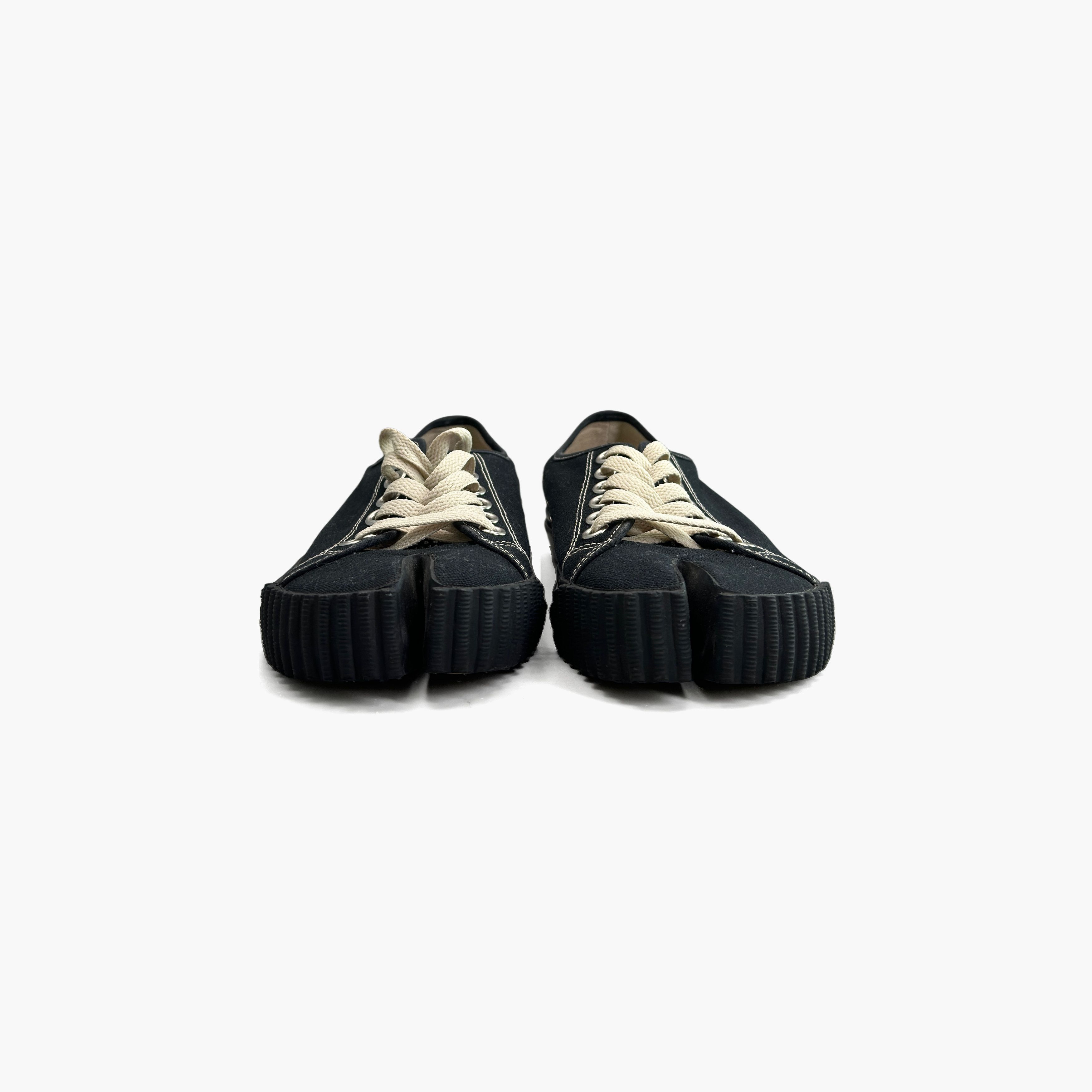 Maison Margiela Maison Margiela Tabi Canvas Low-Top Sneakers Size 36 Size US 6 / IT 36 - 5 Thumbnail