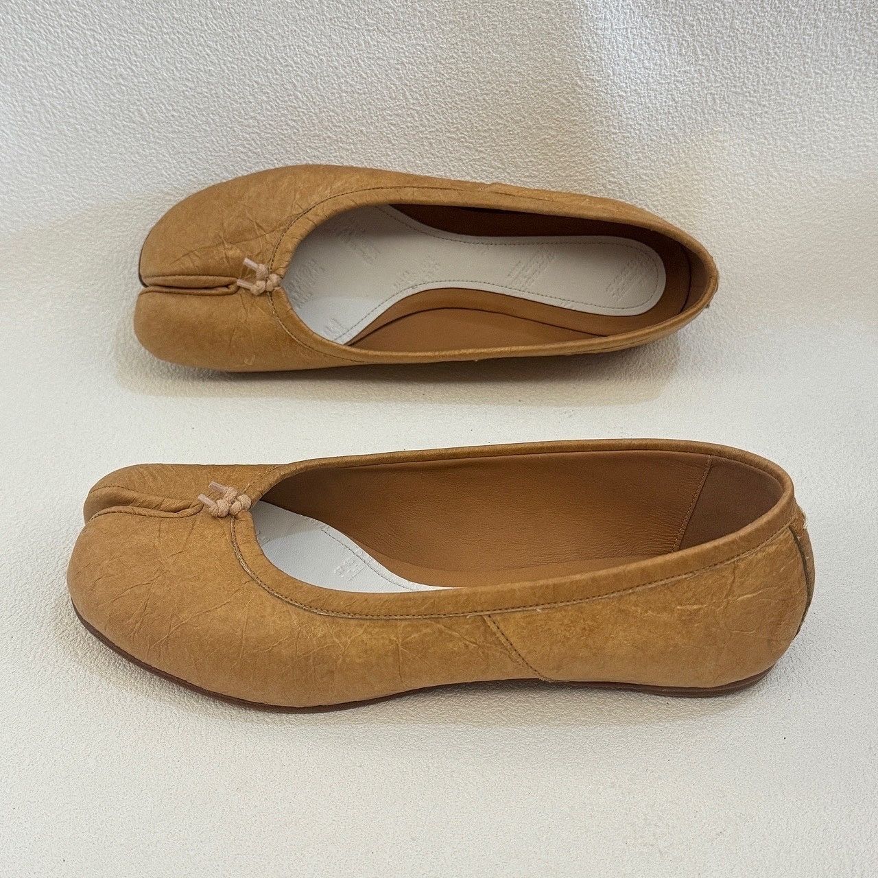 Maison Margiela Maison Margiela Tan Tabi Ballet Flats Size 36 Size US 6 / IT 36 - 10 Thumbnail