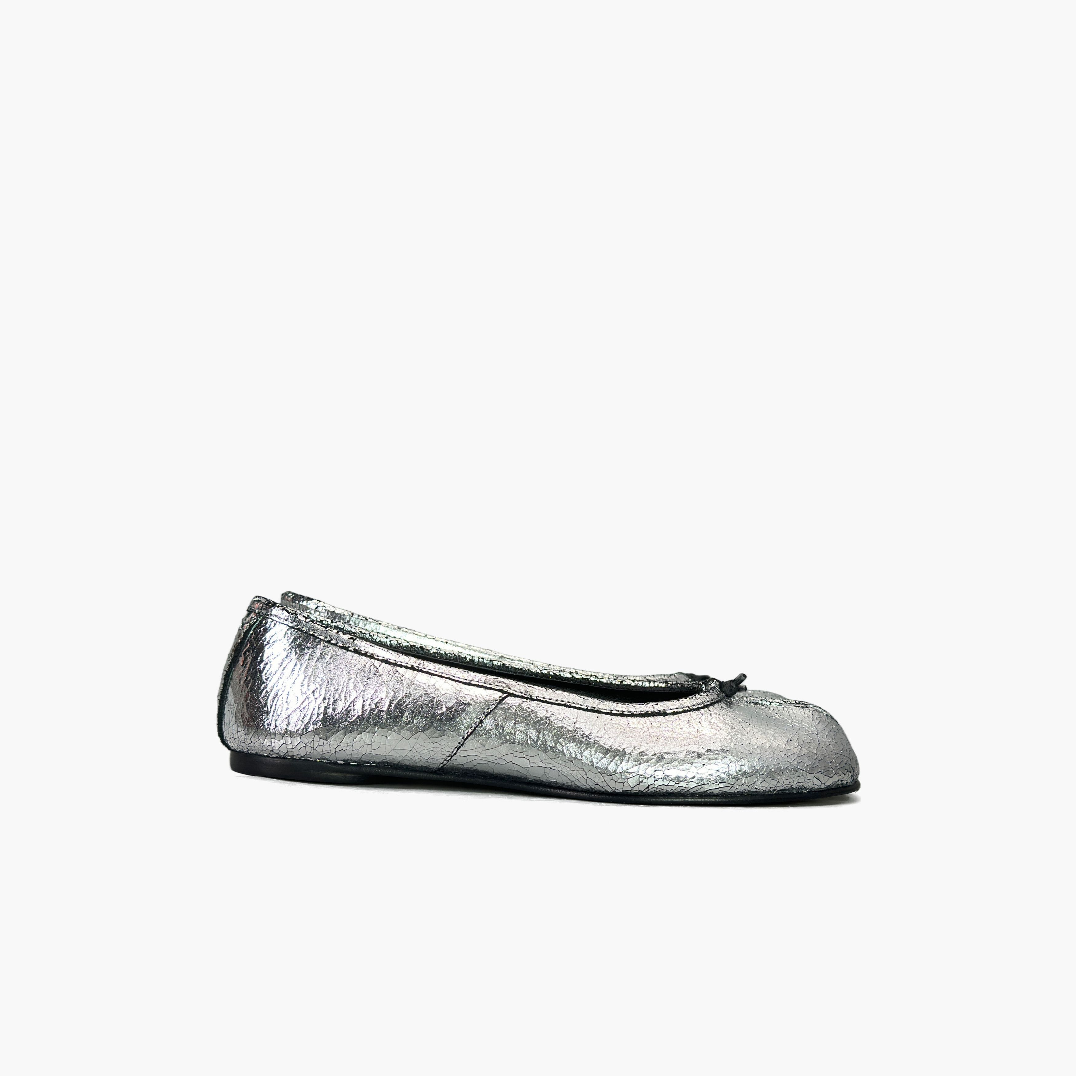 Maison Margiela Maison Margiela Silver Tabi Flats Size 35 Size US 5 / IT 35 - 4 Thumbnail