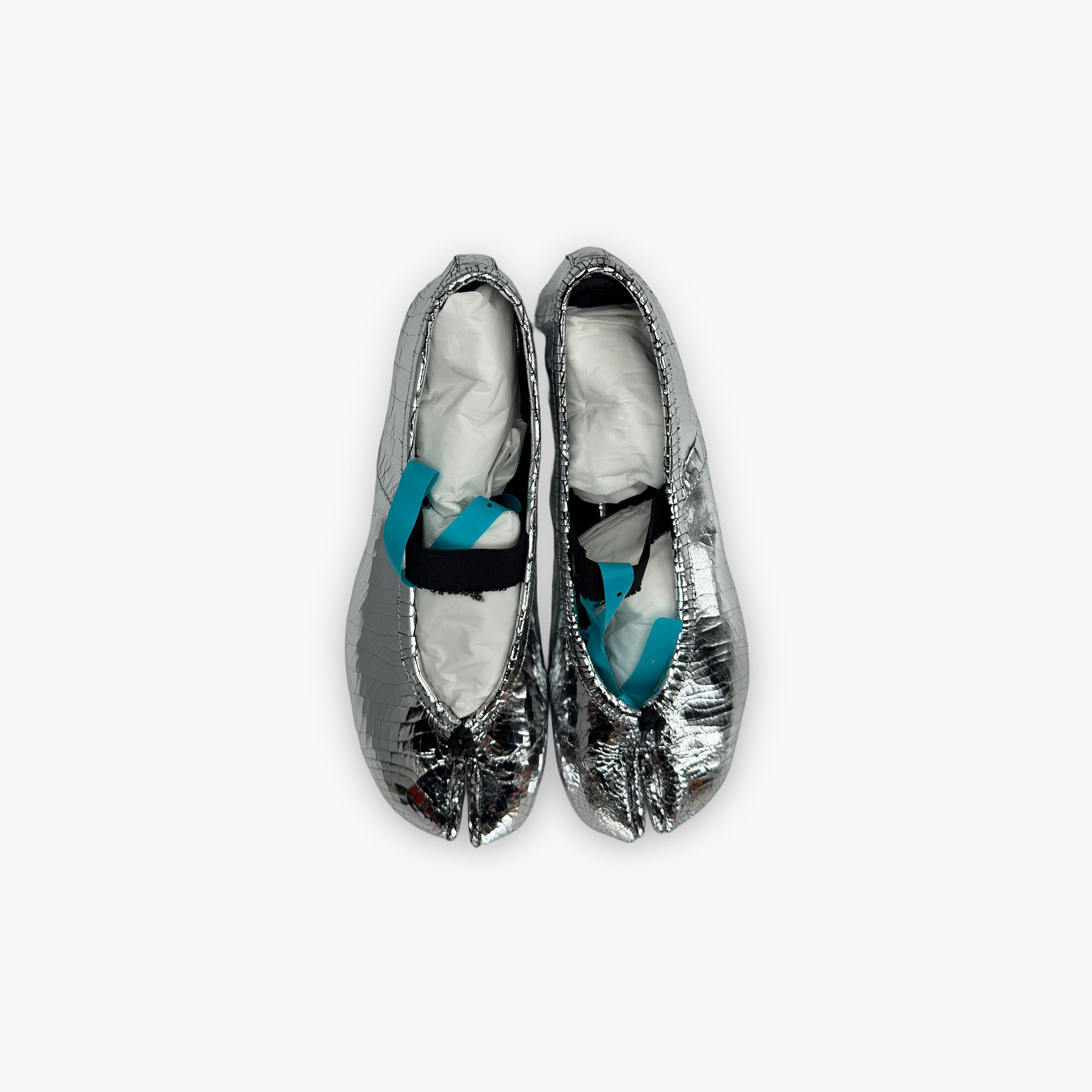 Maison Margiela Maison Margiela Silver Cracked Tabi Ballet Flats Size 39 Size US 9 / IT 39 - 9 Thumbnail