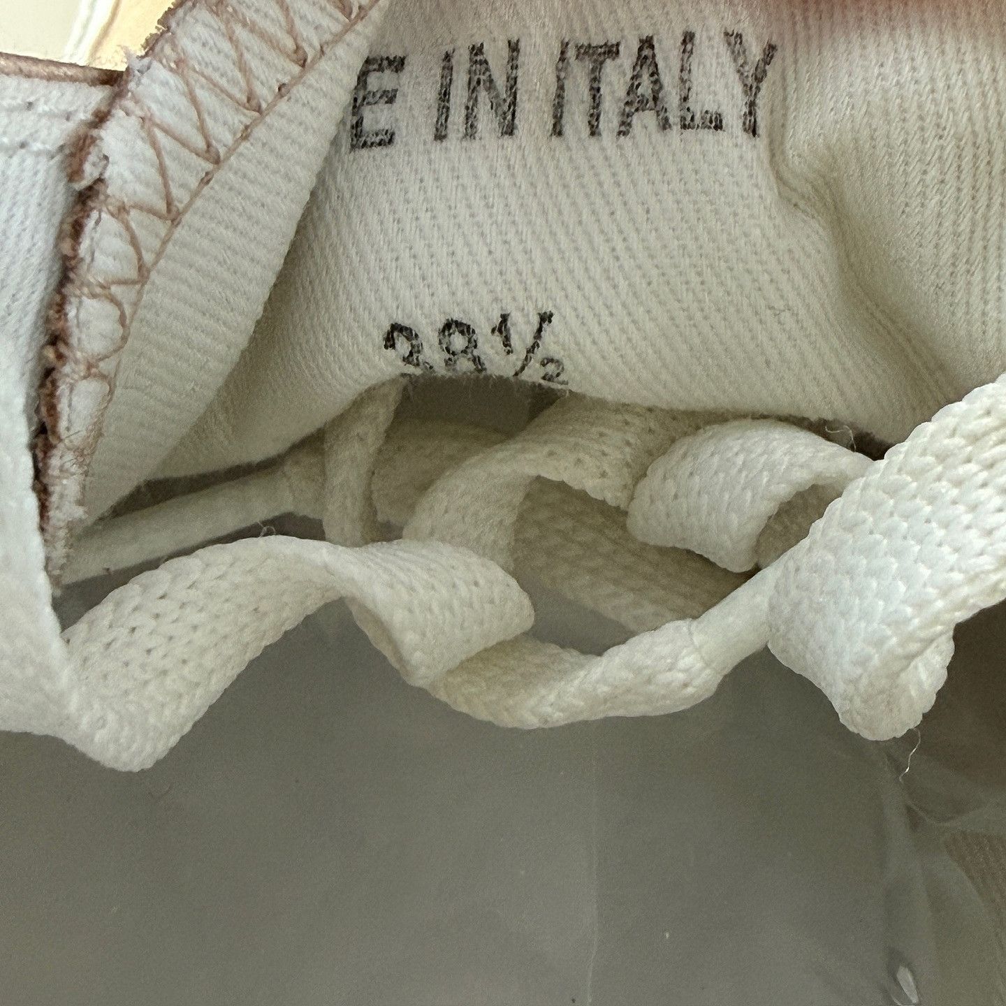 Maison Margiela Maison Margiela Tabi Satin High Top Sneakers Size 38.5 Size US 8.5 / IT 38.5 - 5 Thumbnail