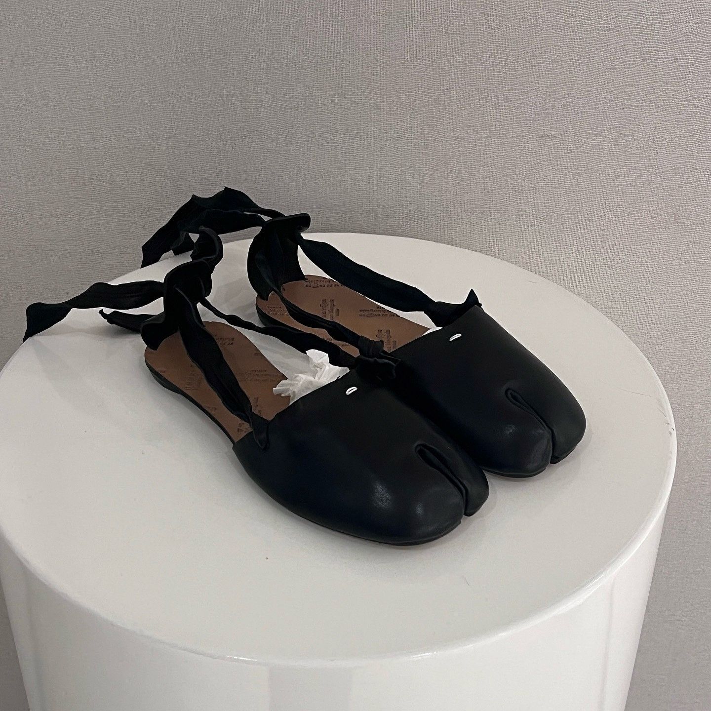 Maison Margiela Maison Margiela Tabi Ribbon Flats Size 36 Size US 6 / IT 36 - 6 Thumbnail