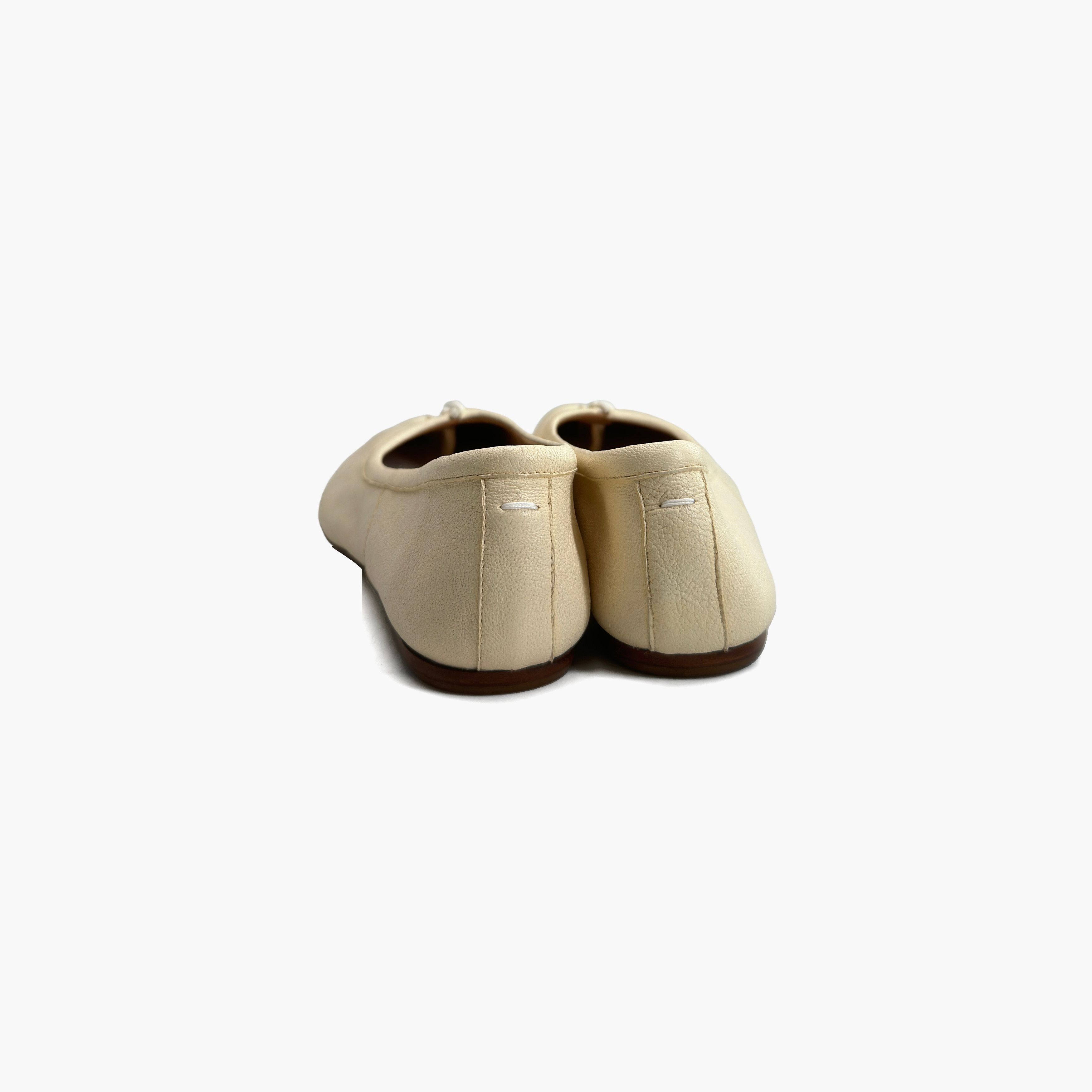 Maison Margiela Maison Margiela Tabi Leather Ballet Flats Size 36.5 Size US 6.5 / IT 36.5 - 6 Thumbnail