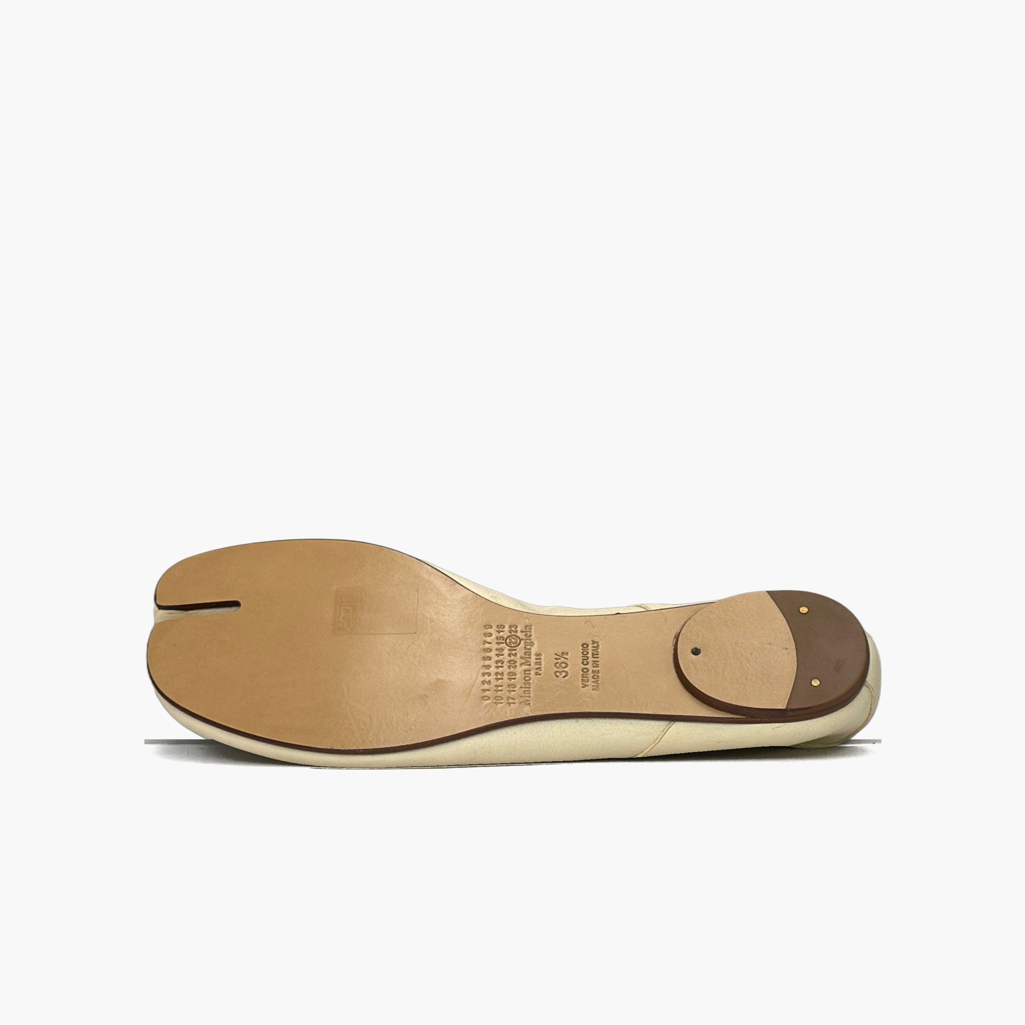 Maison Margiela Maison Margiela Tabi Leather Ballet Flats Size 36.5 Size US 6.5 / IT 36.5 - 8 Thumbnail