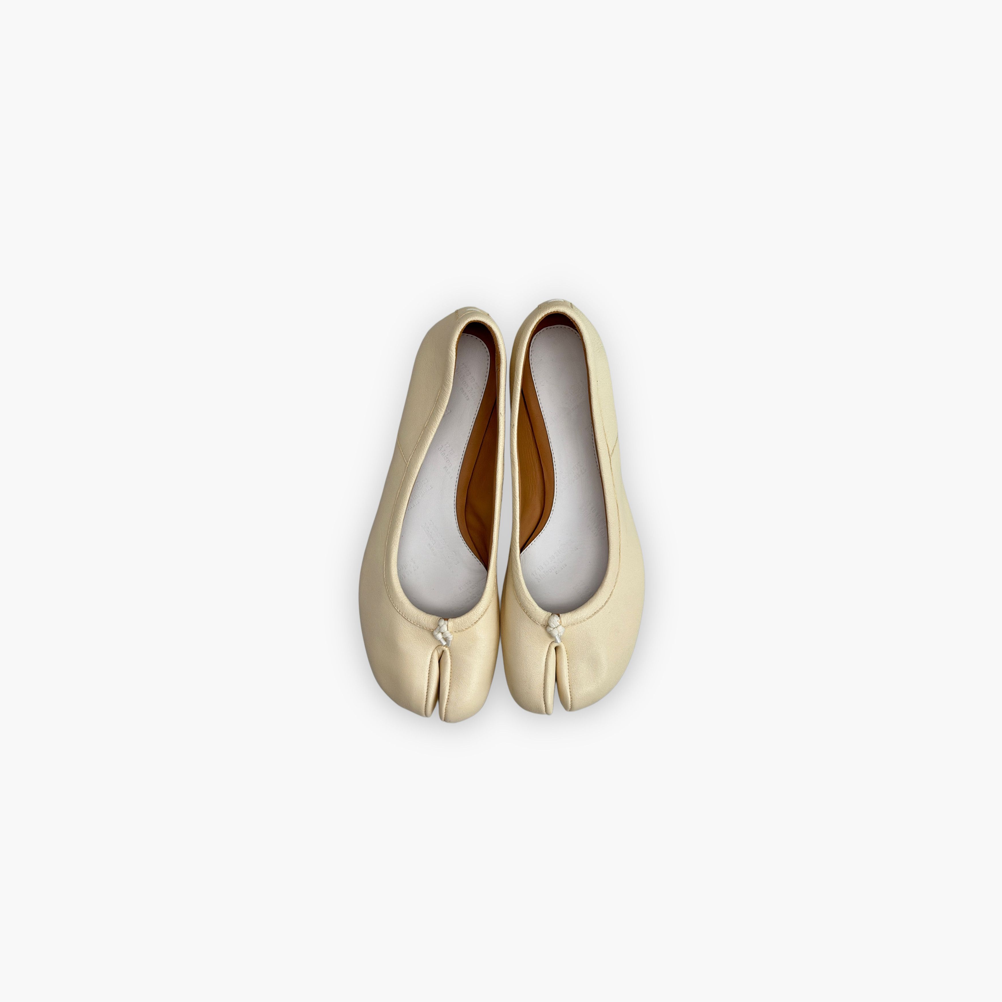 Maison Margiela Maison Margiela Tabi Leather Ballet Flats Size 36.5 Size US 6.5 / IT 36.5 - 9 Thumbnail