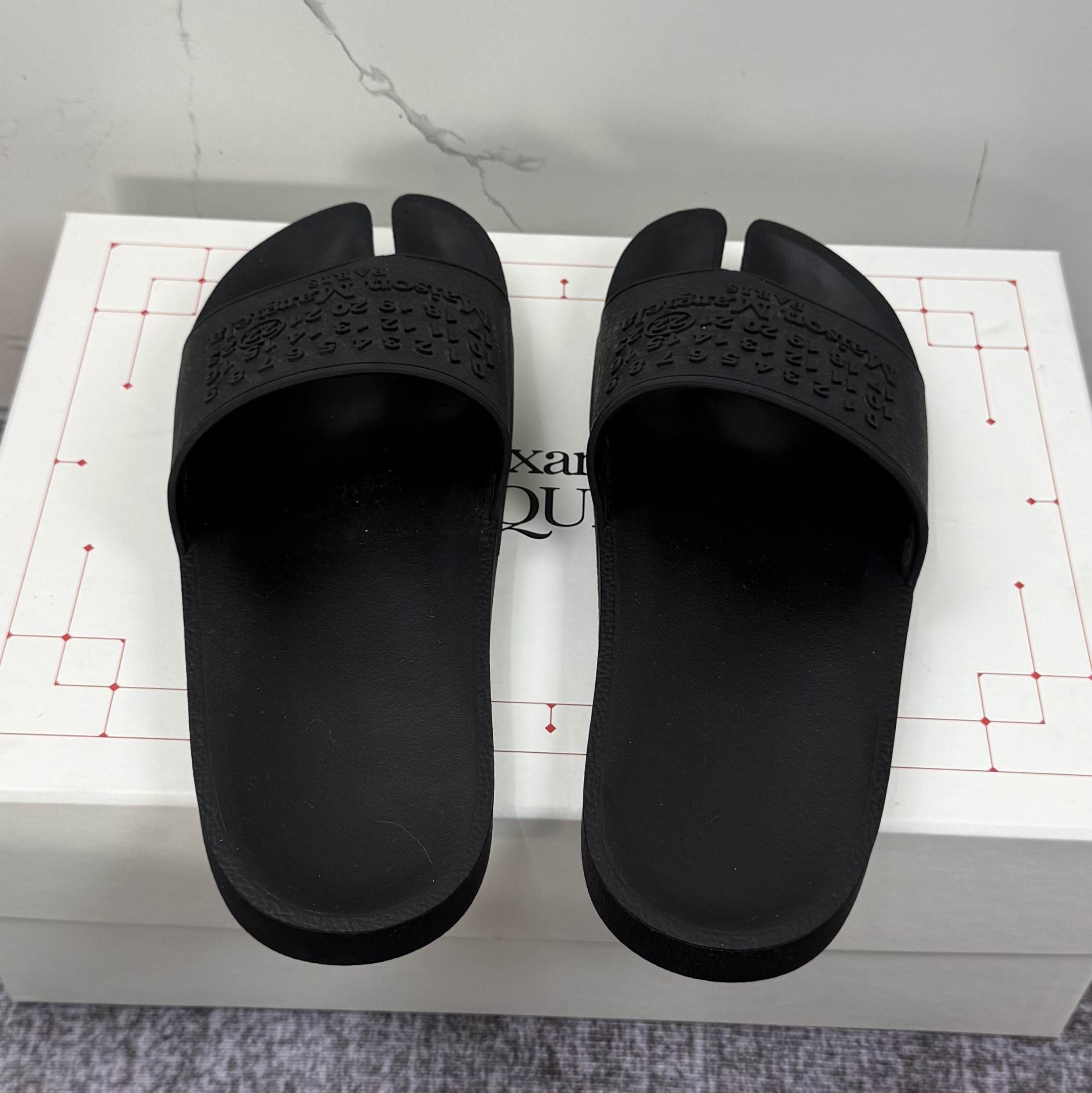Maison Margiela Maison Margiela Tabi Slides Size 42 Size US 12 / IT 42 - 3 Thumbnail