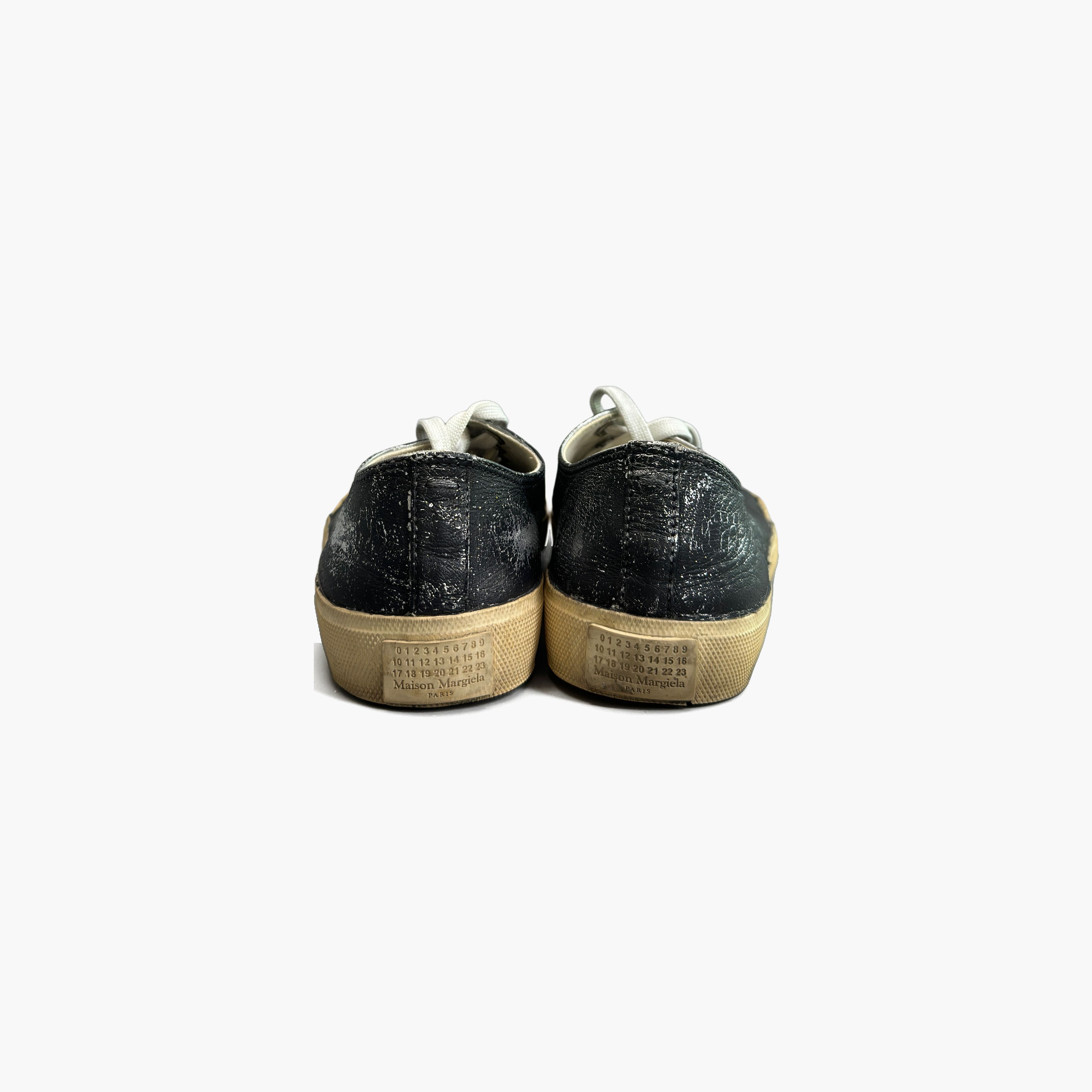 Maison Margiela Maison Margiela Distressed Tabi Low-Top Sneakers Size 37.5 Size US 7.5 / IT 37.5 - 6 Thumbnail