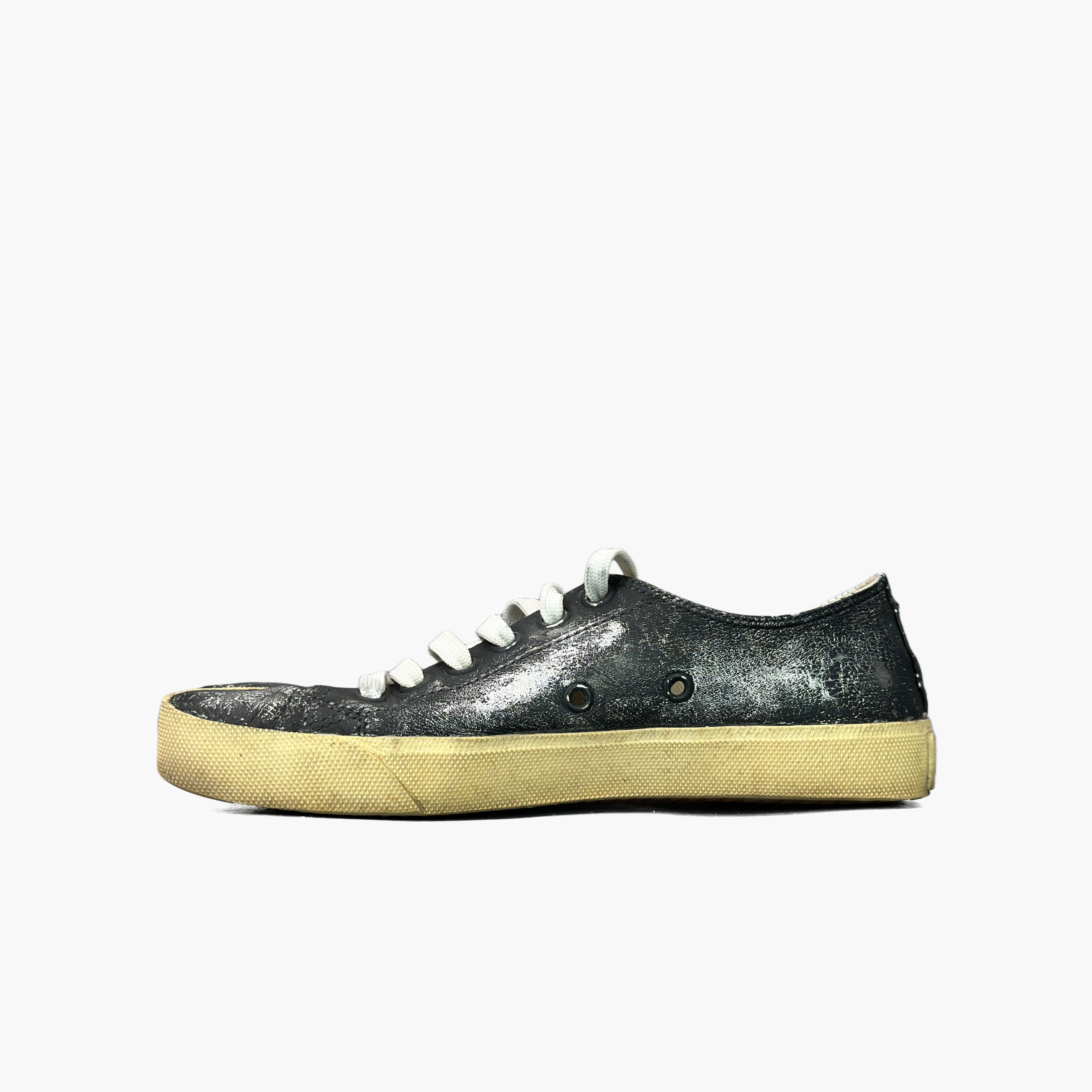 Maison Margiela Maison Margiela Distressed Tabi Low-Top Sneakers Size 37.5 Size US 7.5 / IT 37.5 - 3 Thumbnail