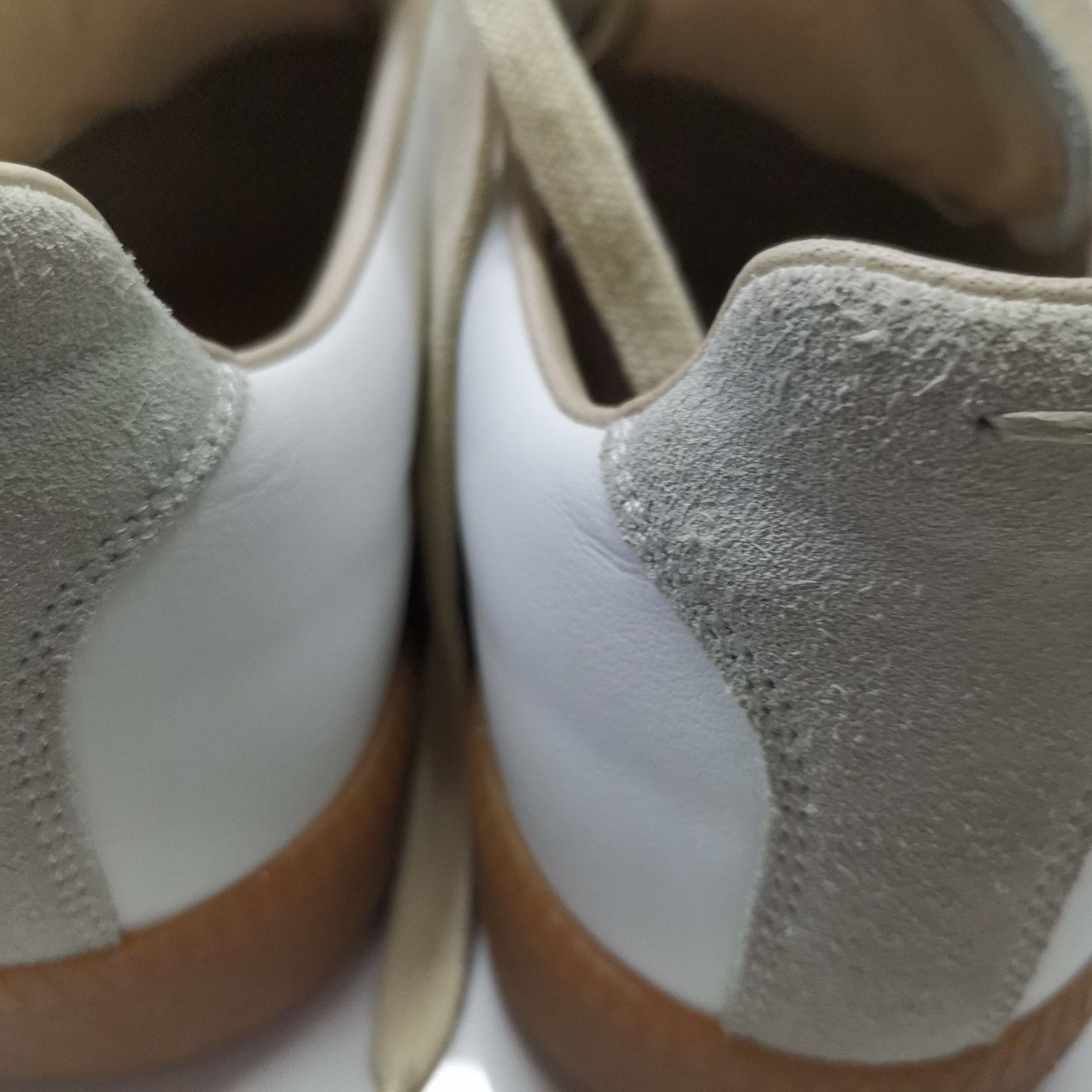 Maison Margiela Maison Margiela Replica Low-Top Sneakers Size 39 Size US 9 / IT 39 - 11 Thumbnail
