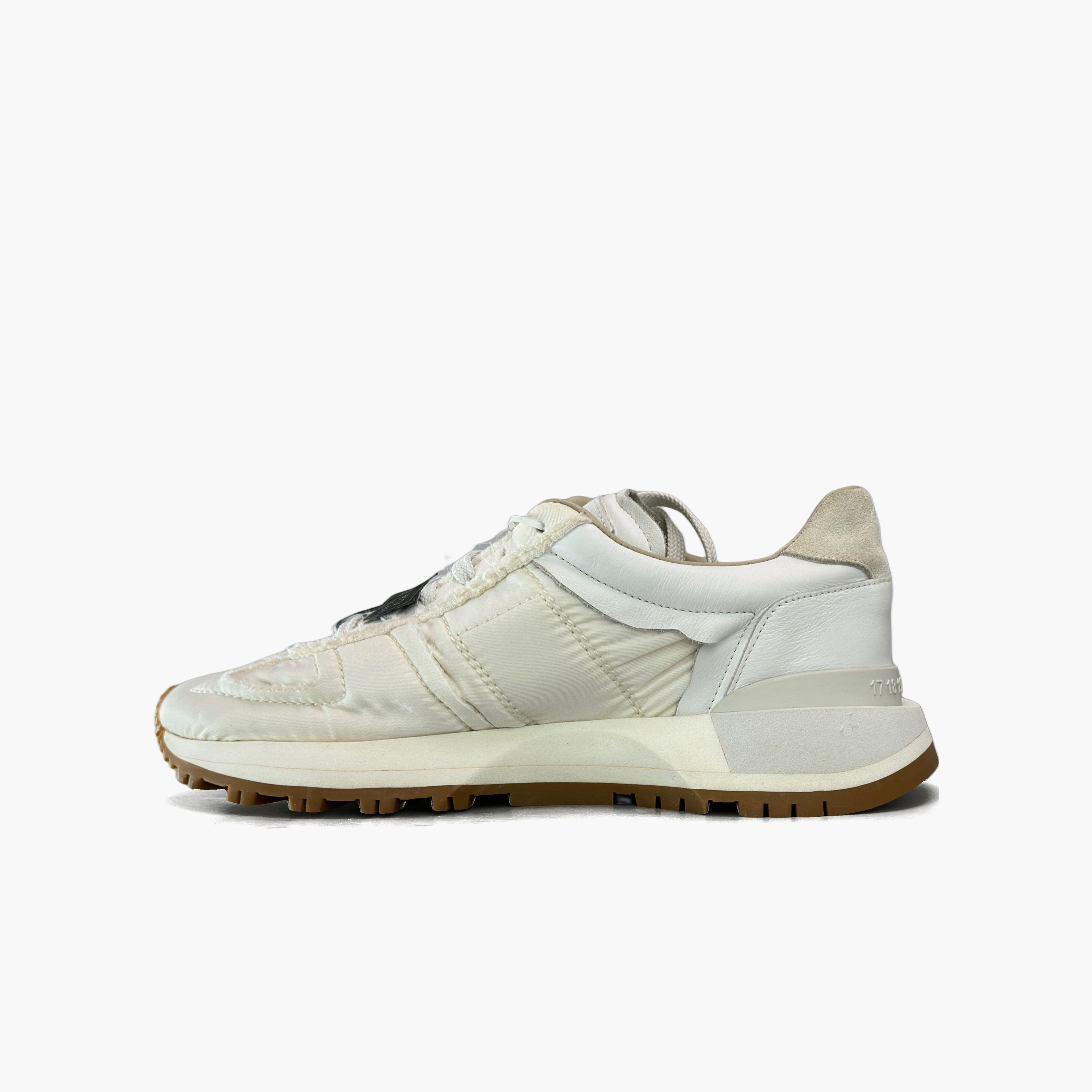 Maison Margiela Maison Margiela Ivory Runner Sneakers Size 36 Size US 6 / IT 36 - 3 Thumbnail