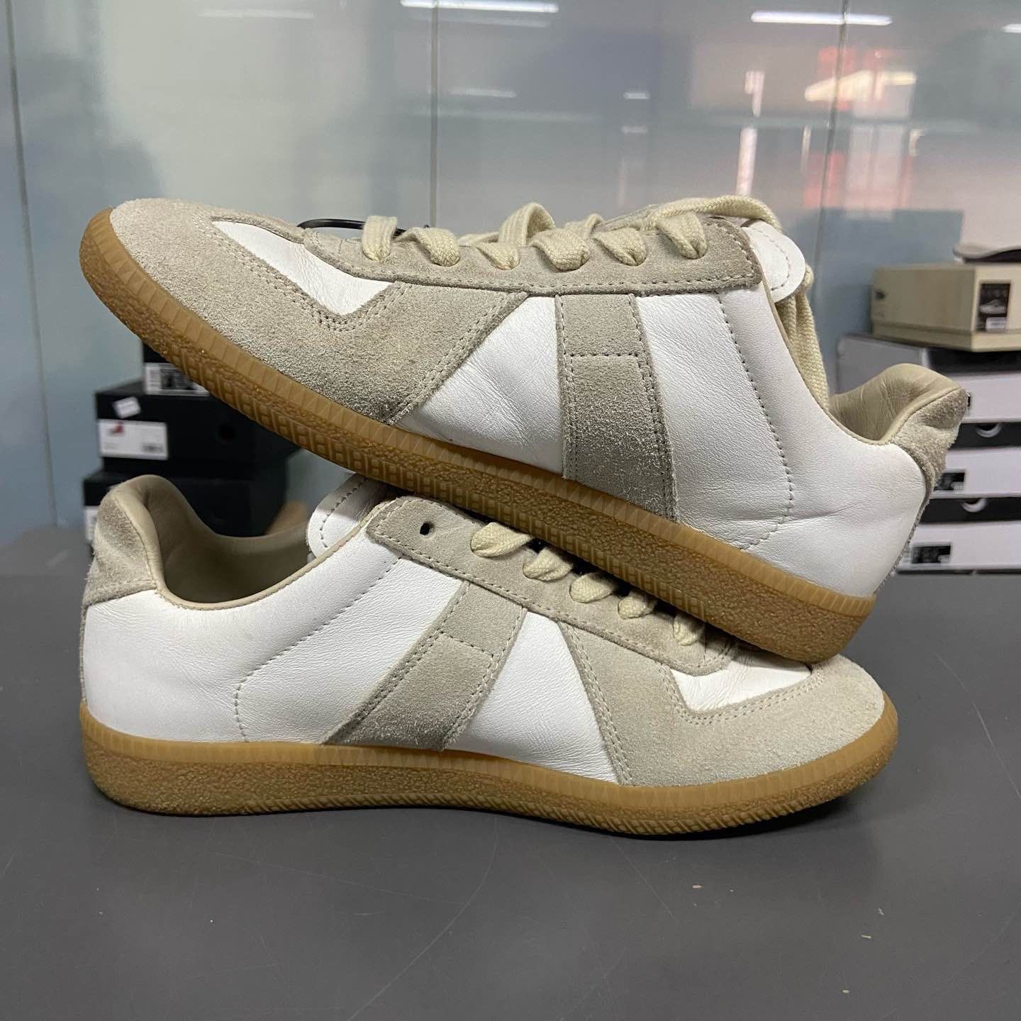 Maison Margiela Maison Margiela Replica Sneakers Size 35.5 Size US 5.5 / IT 35.5 - 6 Thumbnail