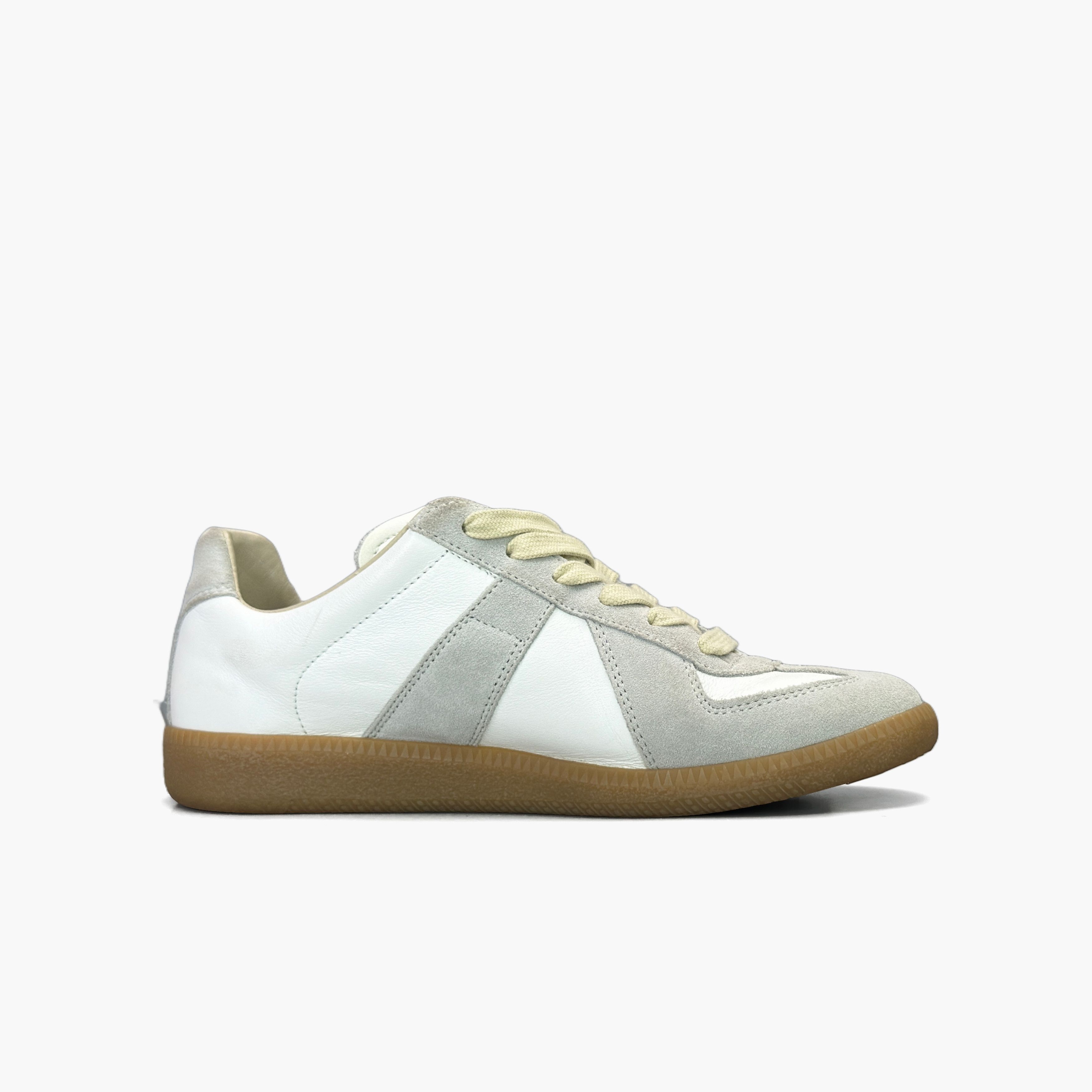 Maison Margiela Maison Margiela Replica Low-Top Sneakers Size 37.5 Size US 7.5 / IT 37.5 - 2 Thumbnail