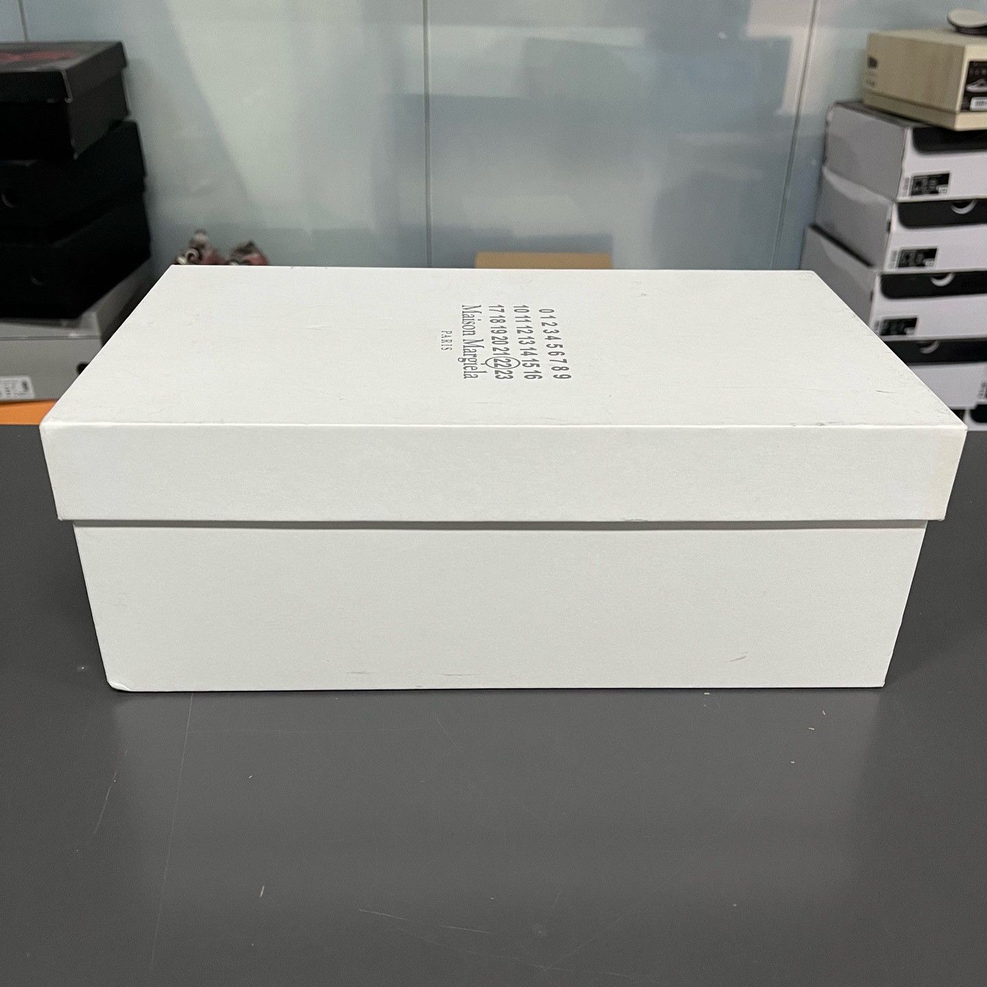 Maison Margiela Maison Margiela Replica Low-Top Sneakers Size 36 Size US 6 / IT 36 - 6 Thumbnail