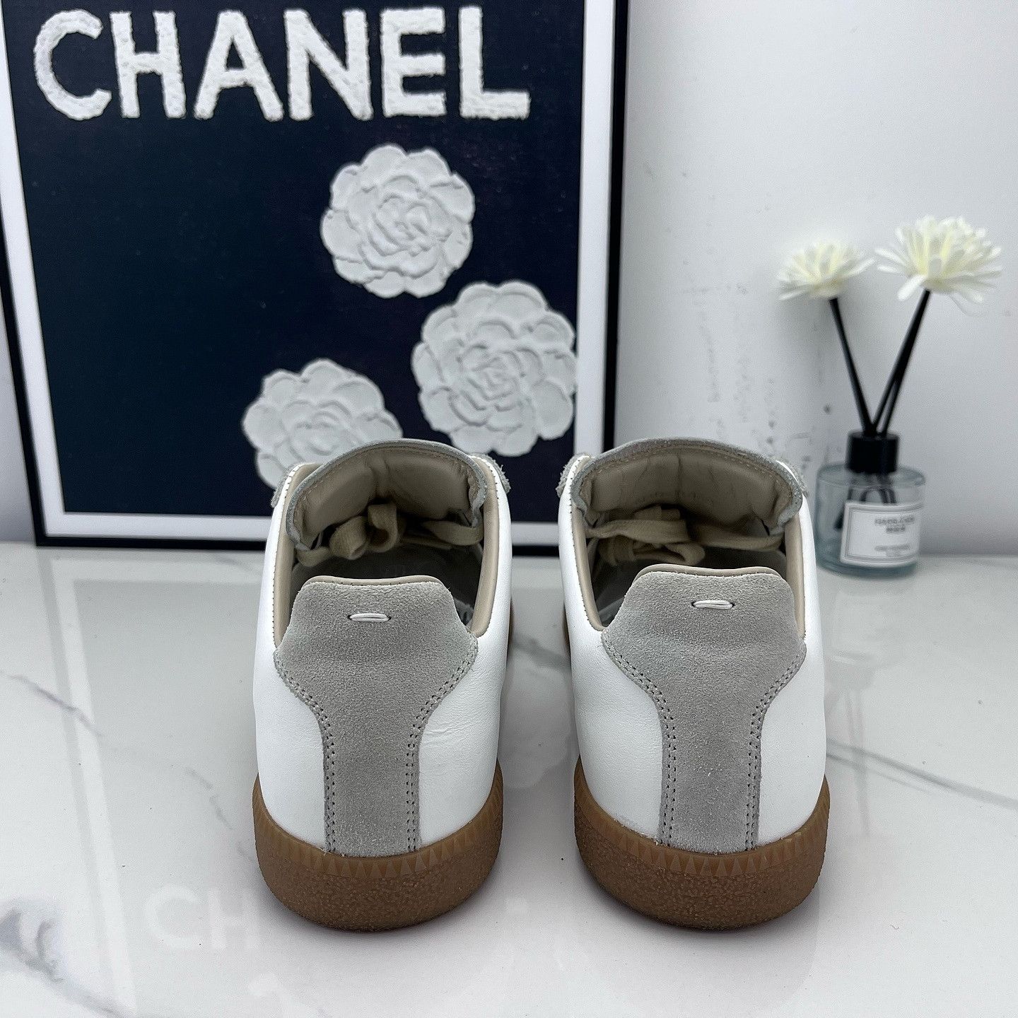 Maison Margiela Maison Margiela Replica Low-Top Sneakers Size 36 Size US 6 / IT 36 - 3 Thumbnail