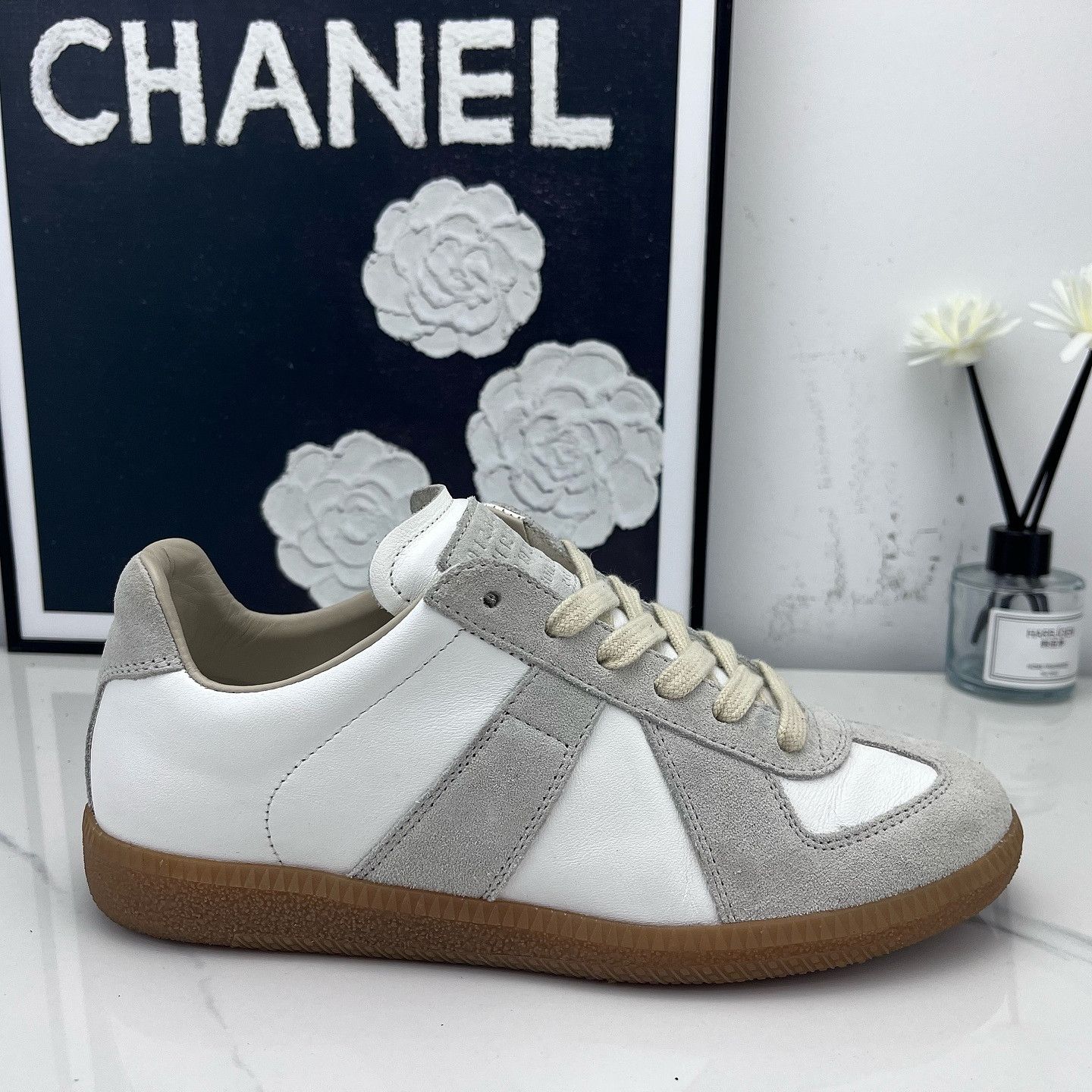 Maison Margiela Maison Margiela Replica Low-Top Sneakers Size 36 Size US 6 / IT 36 - 8 Thumbnail