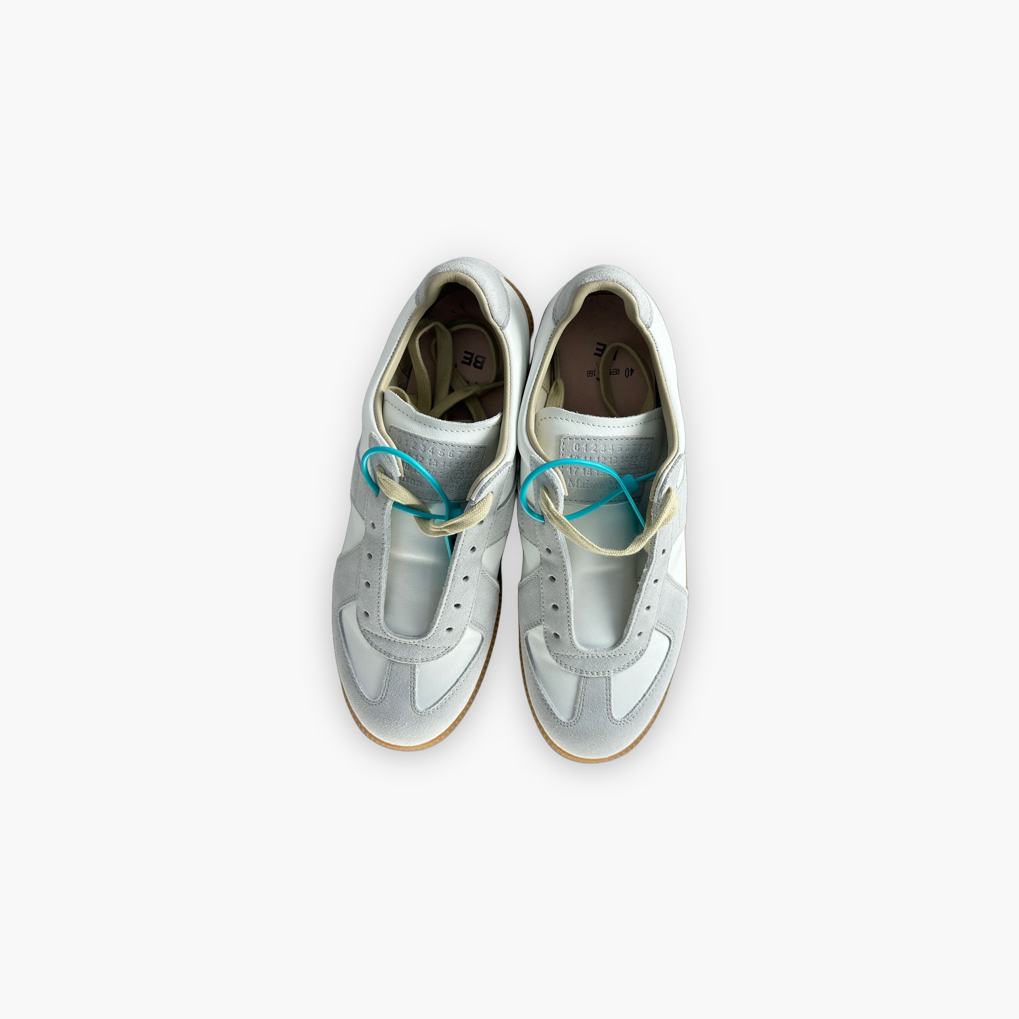 Maison Margiela Maison Margiela Replica Low-Top Sneakers Size 40 Size US 10 / IT 40 - 9 Thumbnail