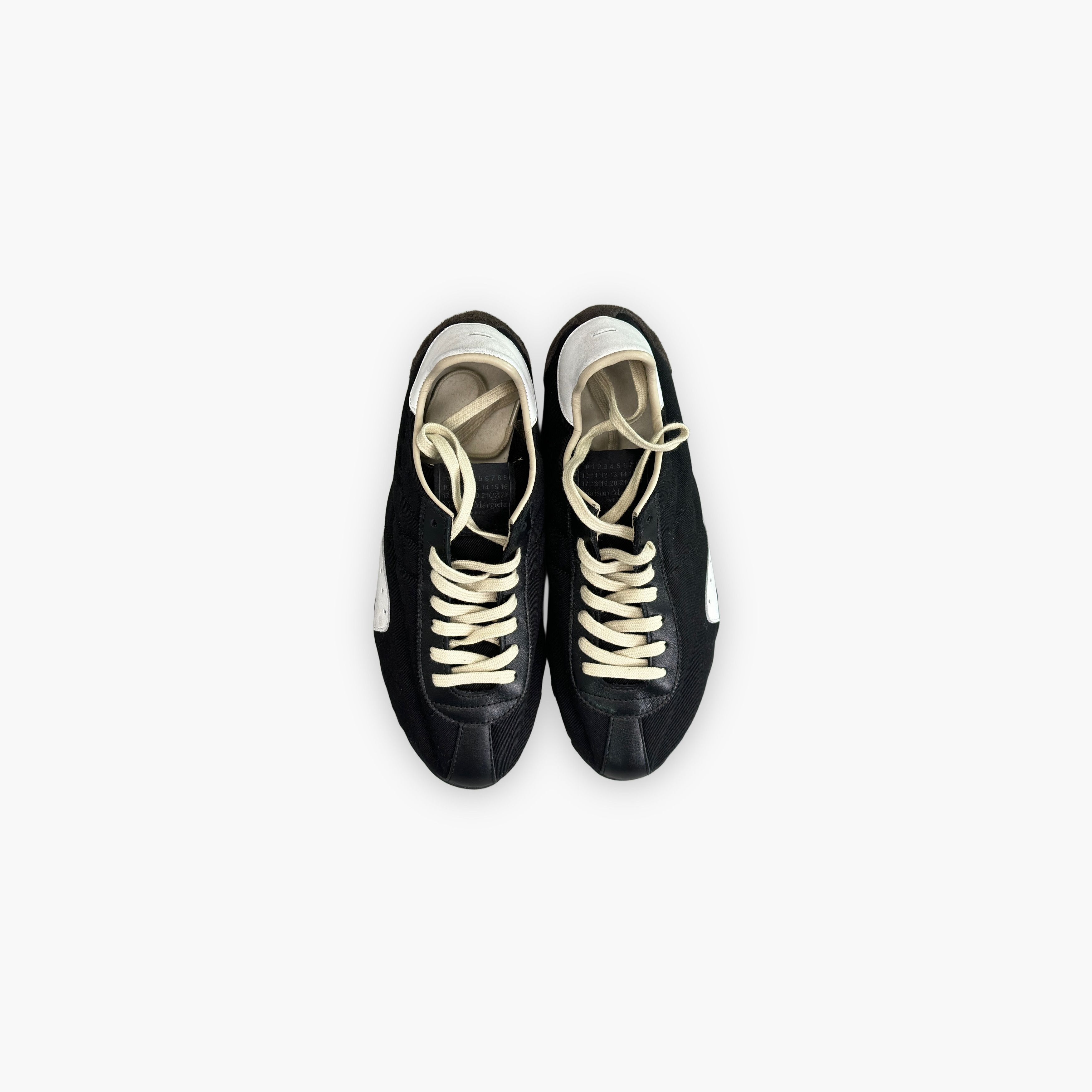 Maison Margiela Maison Margiela Replica Low Top Sneakers Size 36 Size US 6 / IT 36 - 9 Thumbnail