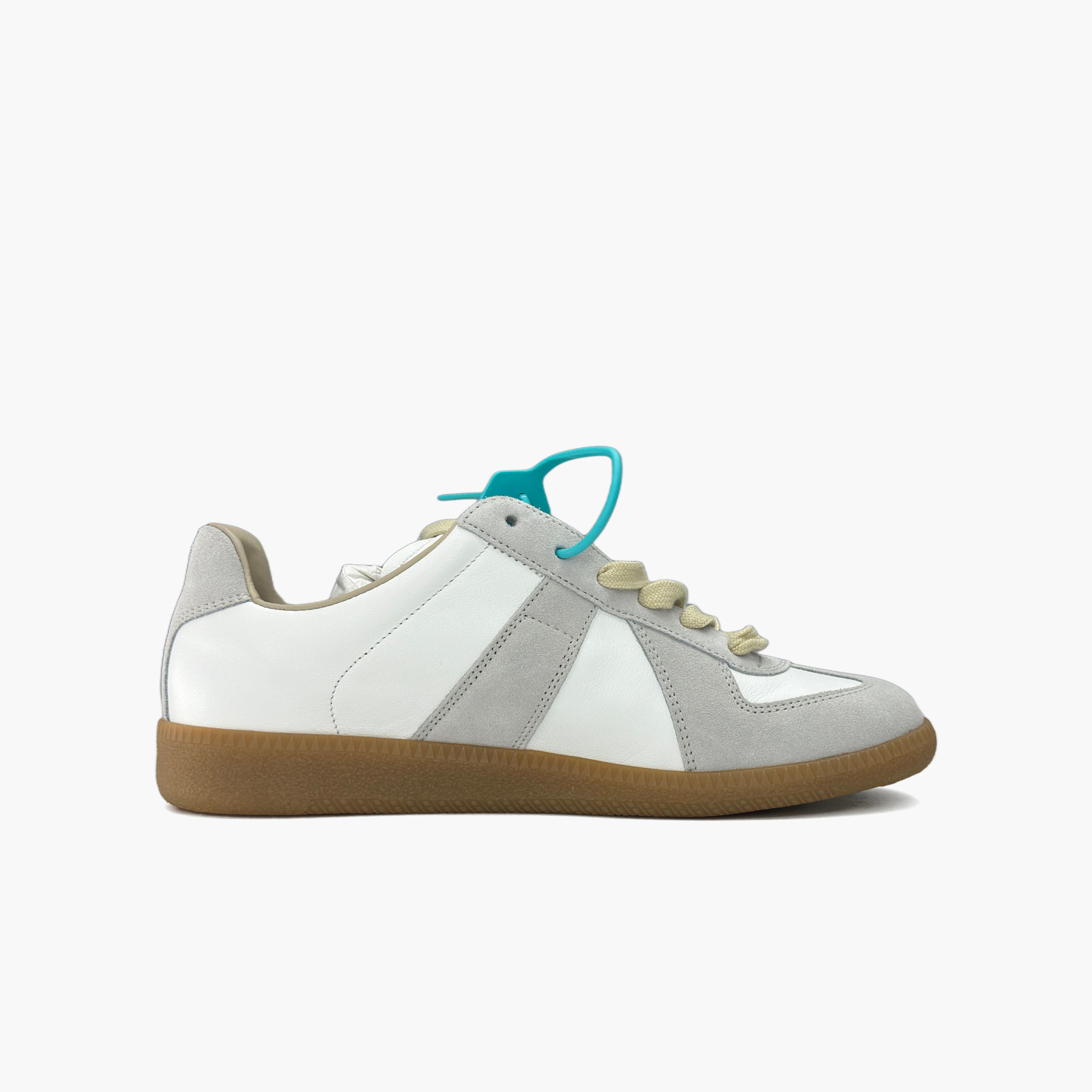 Maison Margiela Maison Margiela Replica Low-Top Sneakers Size 37 Size US 7 / IT 37 - 2 Thumbnail