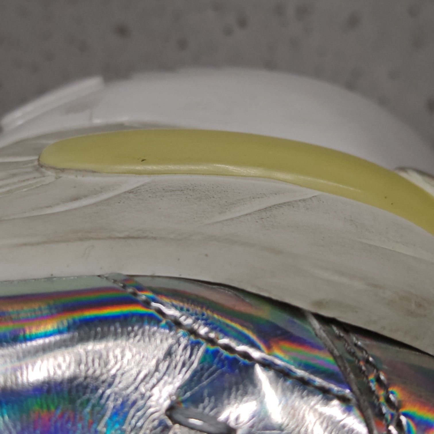 Maison Margiela Maison Margiela Metallic Low-Top Sneakers Size 38 Size US 8 / IT 38 - 13 Thumbnail