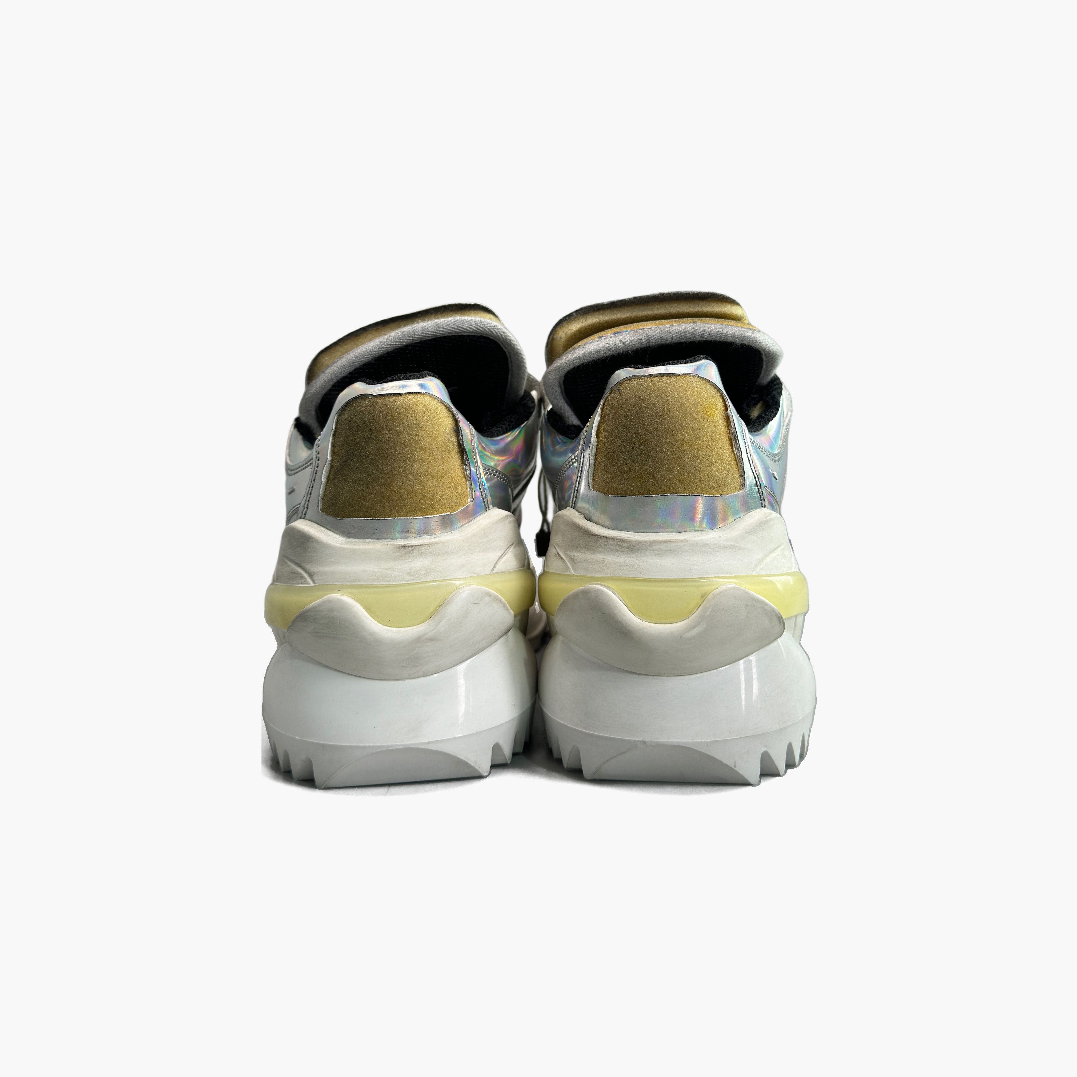 Maison Margiela Maison Margiela Metallic Low-Top Sneakers Size 38 Size US 8 / IT 38 - 6 Thumbnail