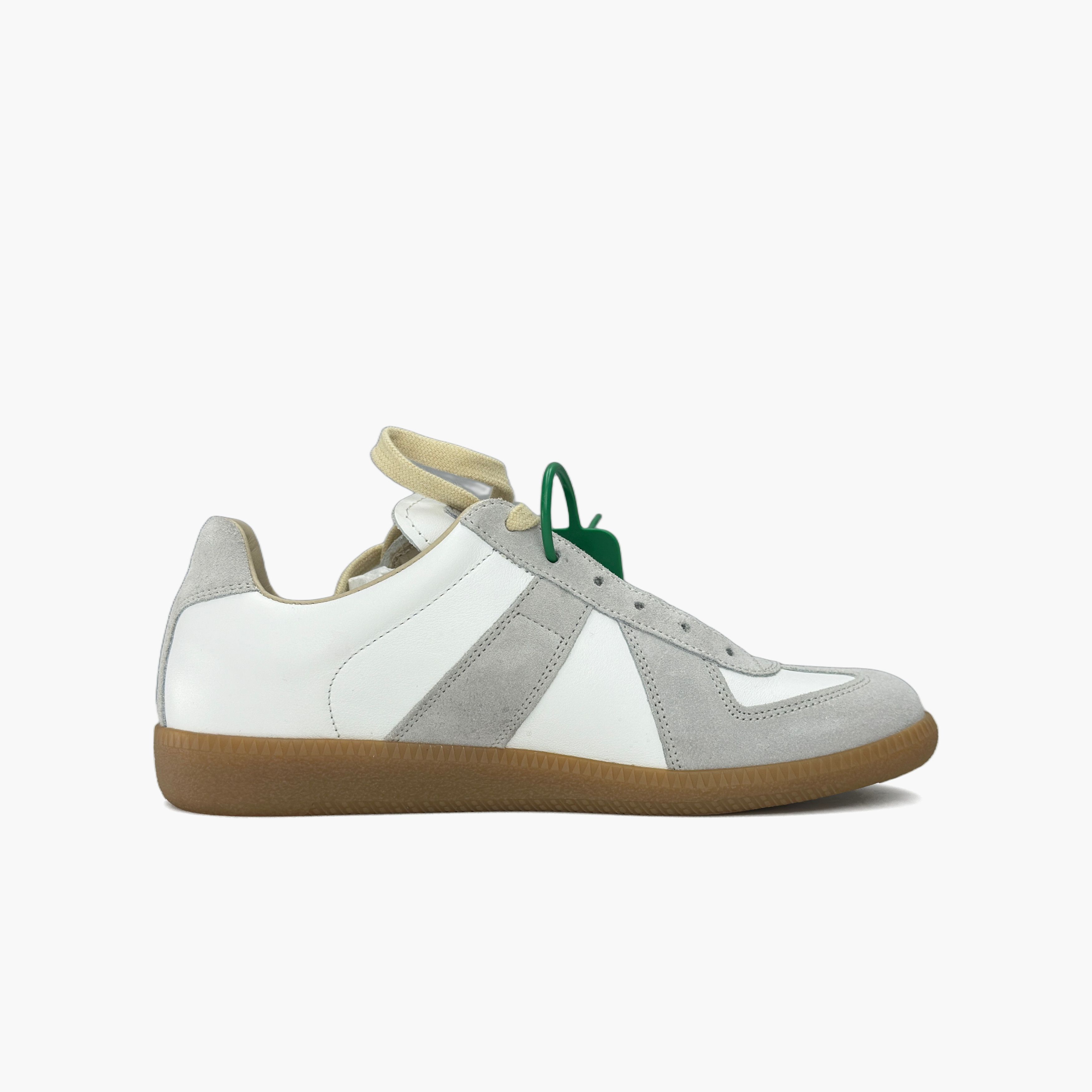 Maison Margiela Maison Margiela Replica Low-Top Sneakers Size 37.5 Size US 7.5 / IT 37.5 - 2 Thumbnail